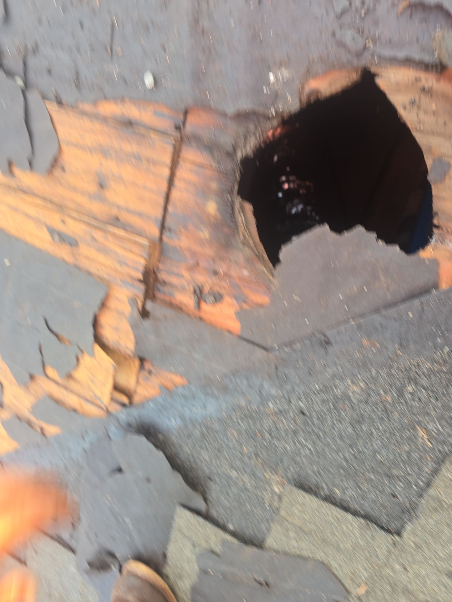 Roof Replacement Houston by Roof Repair Company