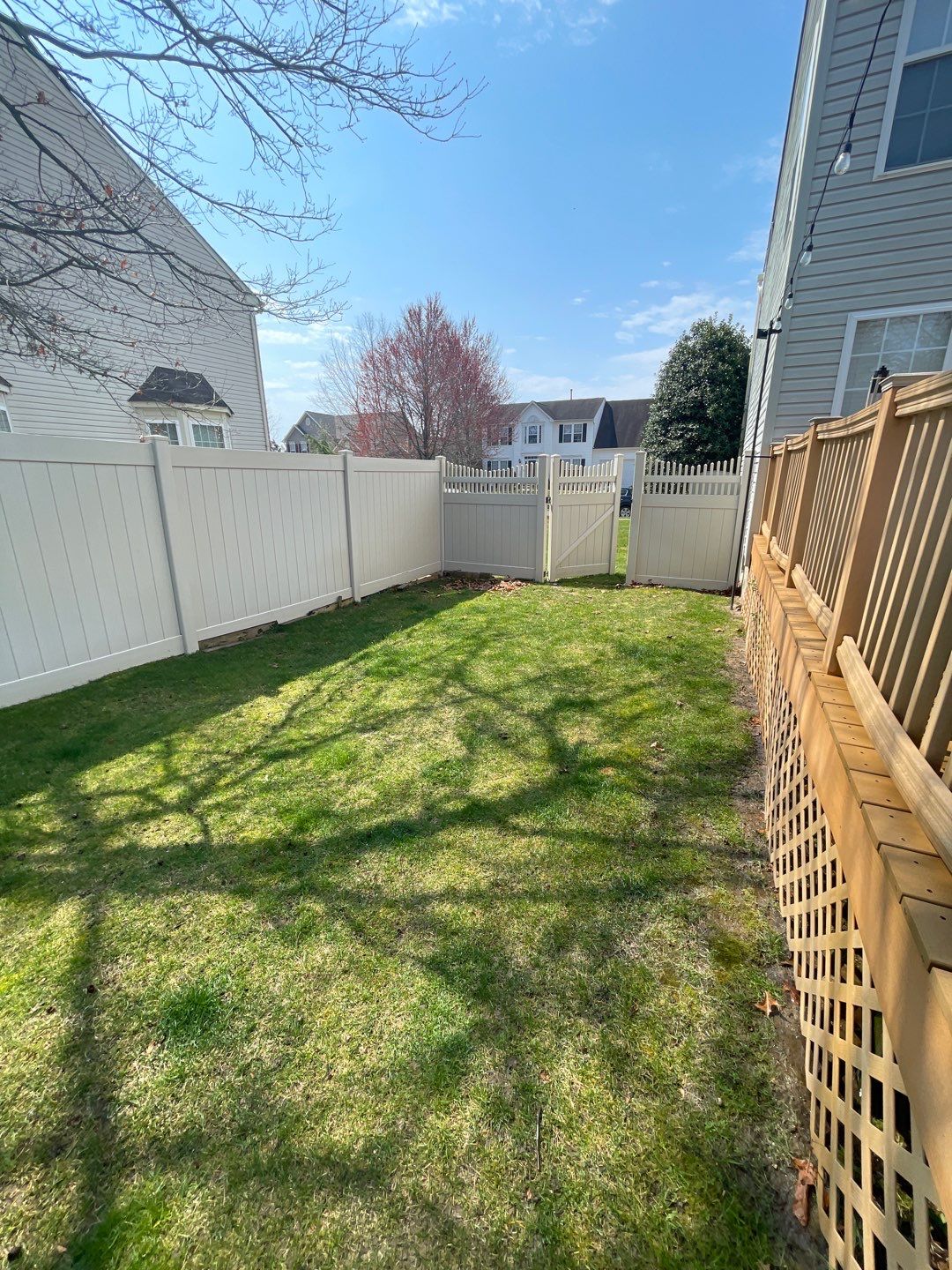 Fence Cleaning-Vinyl & House Wash by SJ Exterior