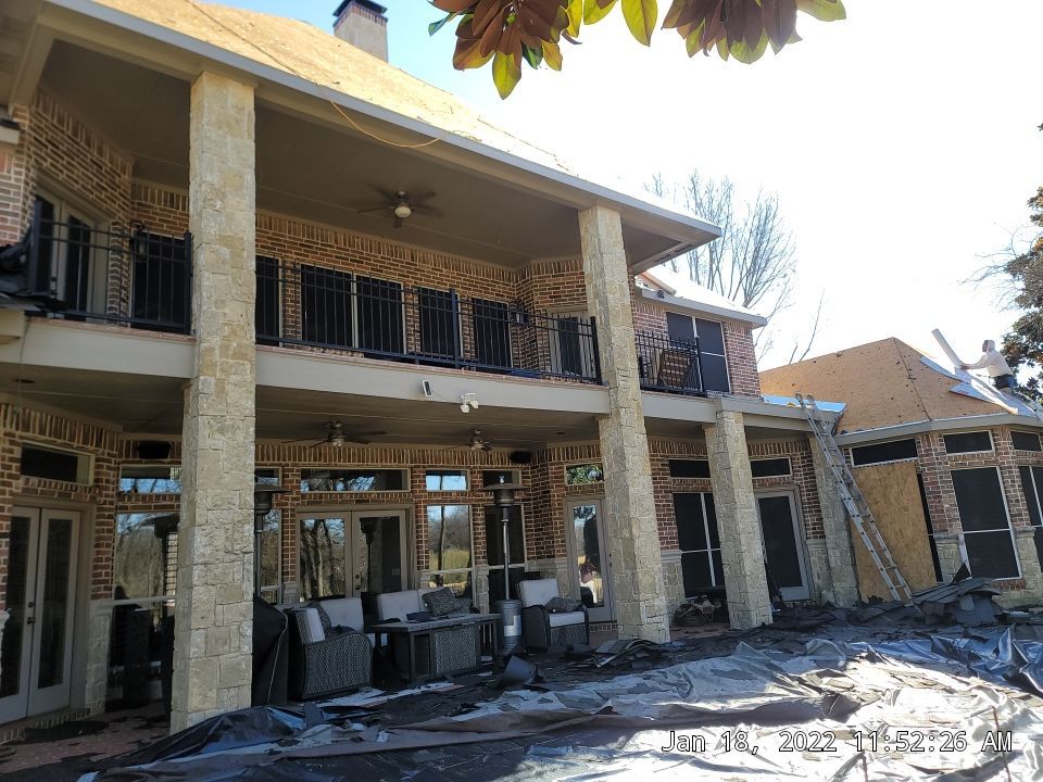 Insurance Claim Roof and Gutters using Owens Corning - Duration- Estate Gray -New Gutters - Exterior paint by Tex-Line Roofing