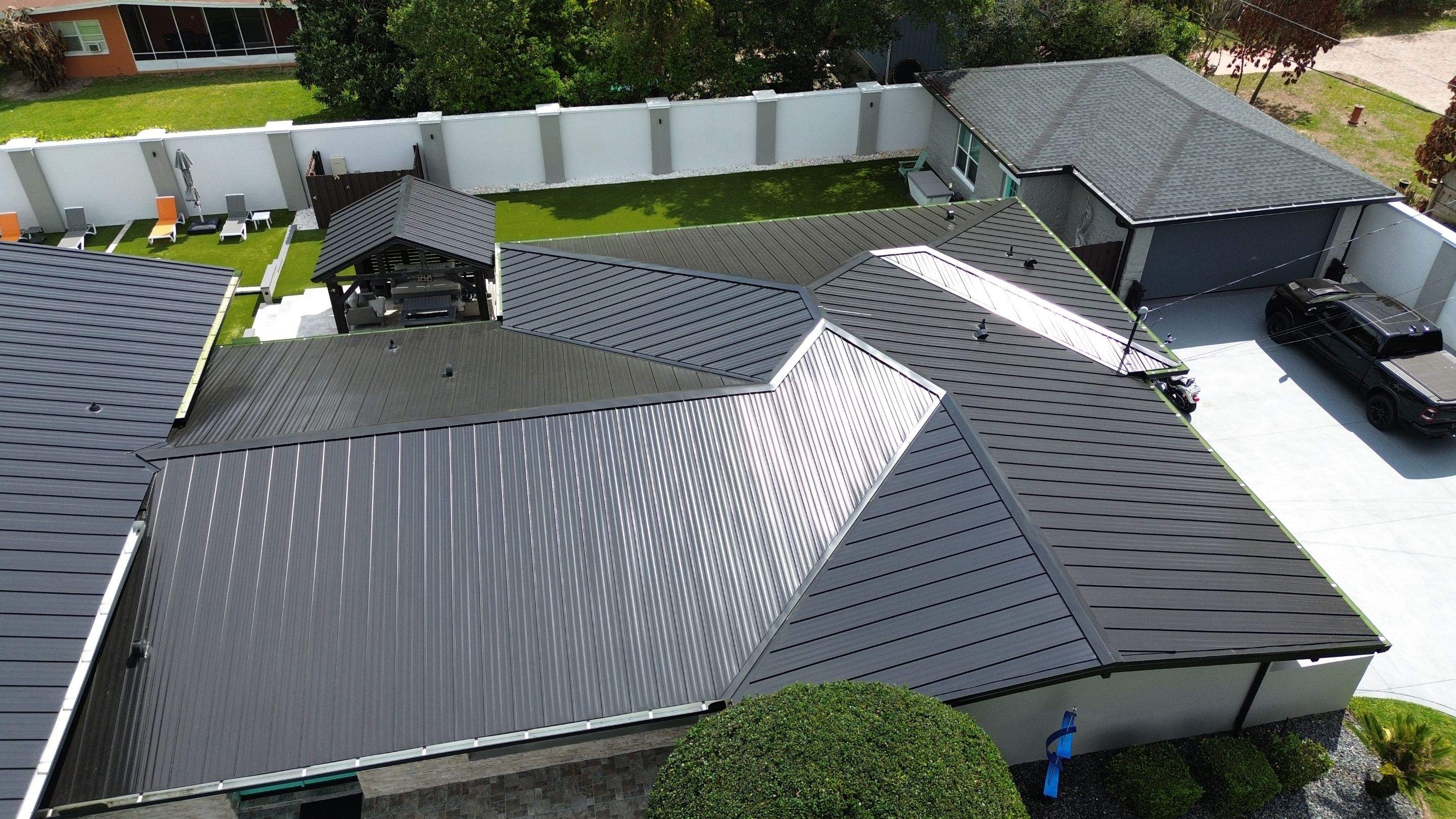 Residential Metal roof  by Gold Key Roofing