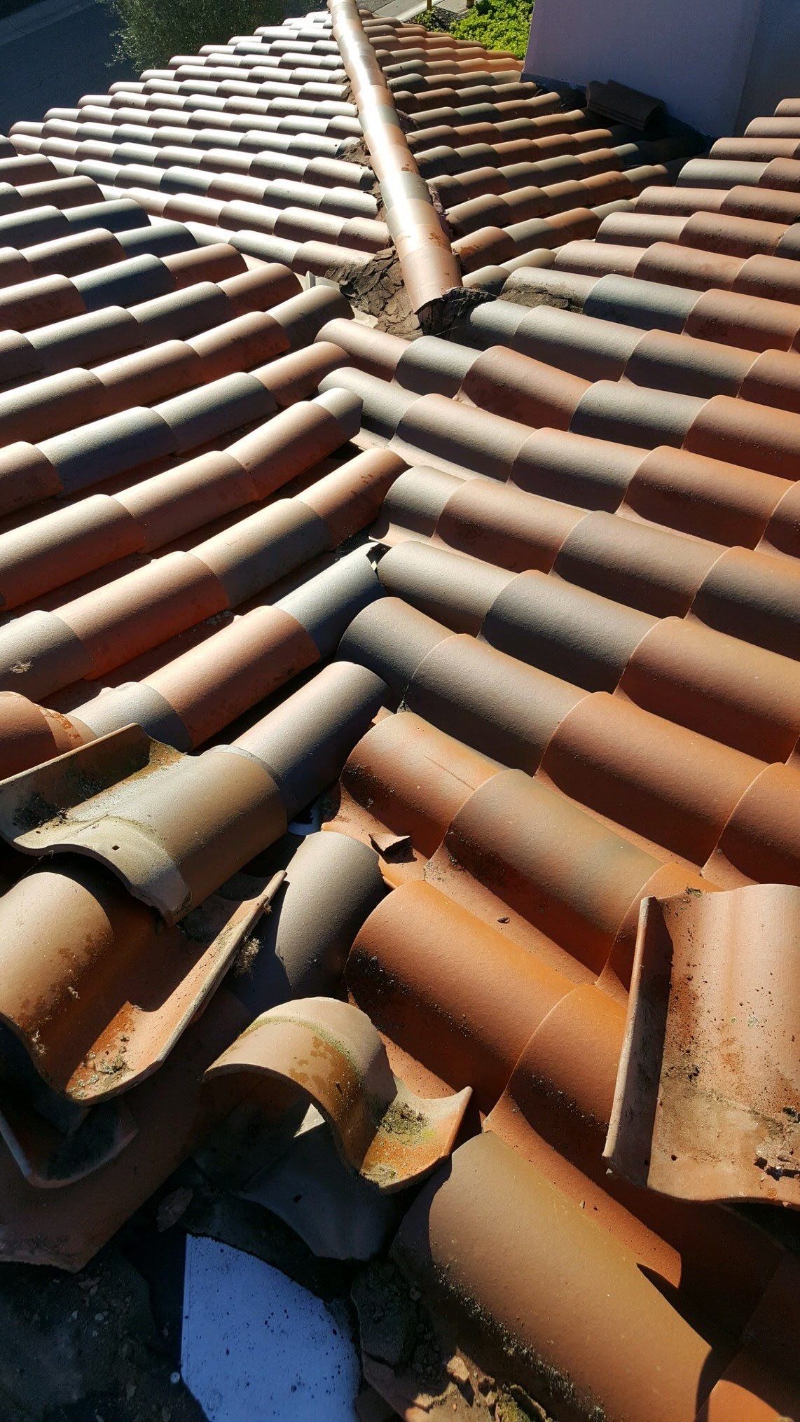 Encinitas, CA | Clay S Tile Valley and Stucco Wall Leak Repair by Zenith Roofing Services