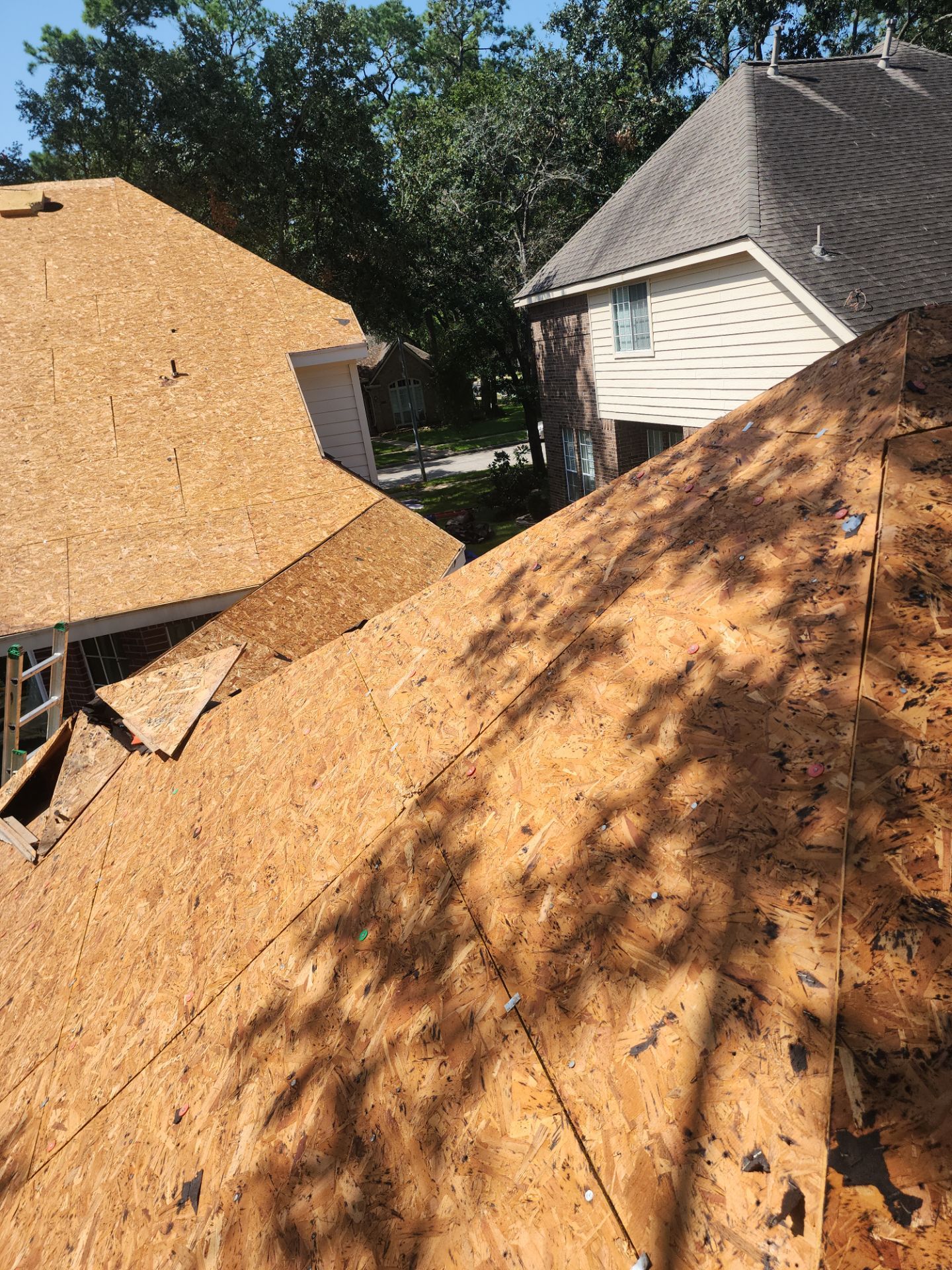 Residential Roofing Installation using Owen's Corning Duration (Lifetime) Shingles by Roof Repair Company