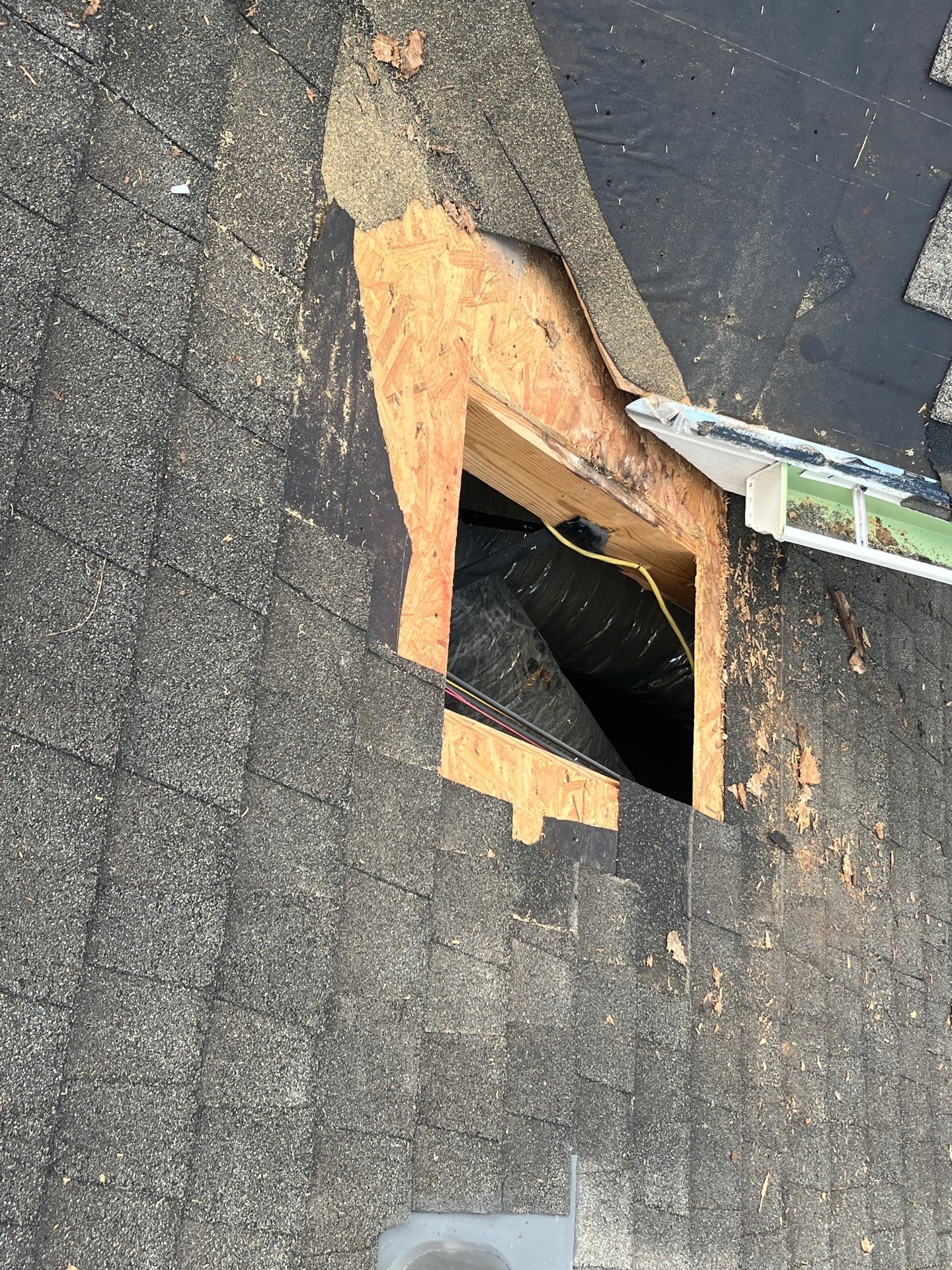 Hail Damage using Owen's Corning Duration (Lifetime) Shingles by Roof Repair Company
