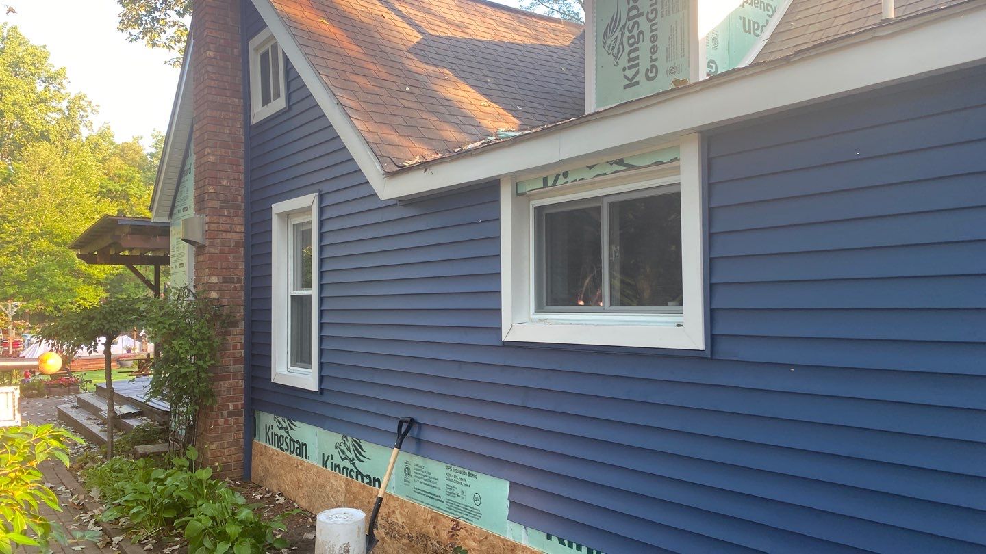 Siding Replacement using Certainteed Restoration Classic D4 by 180 Contractors