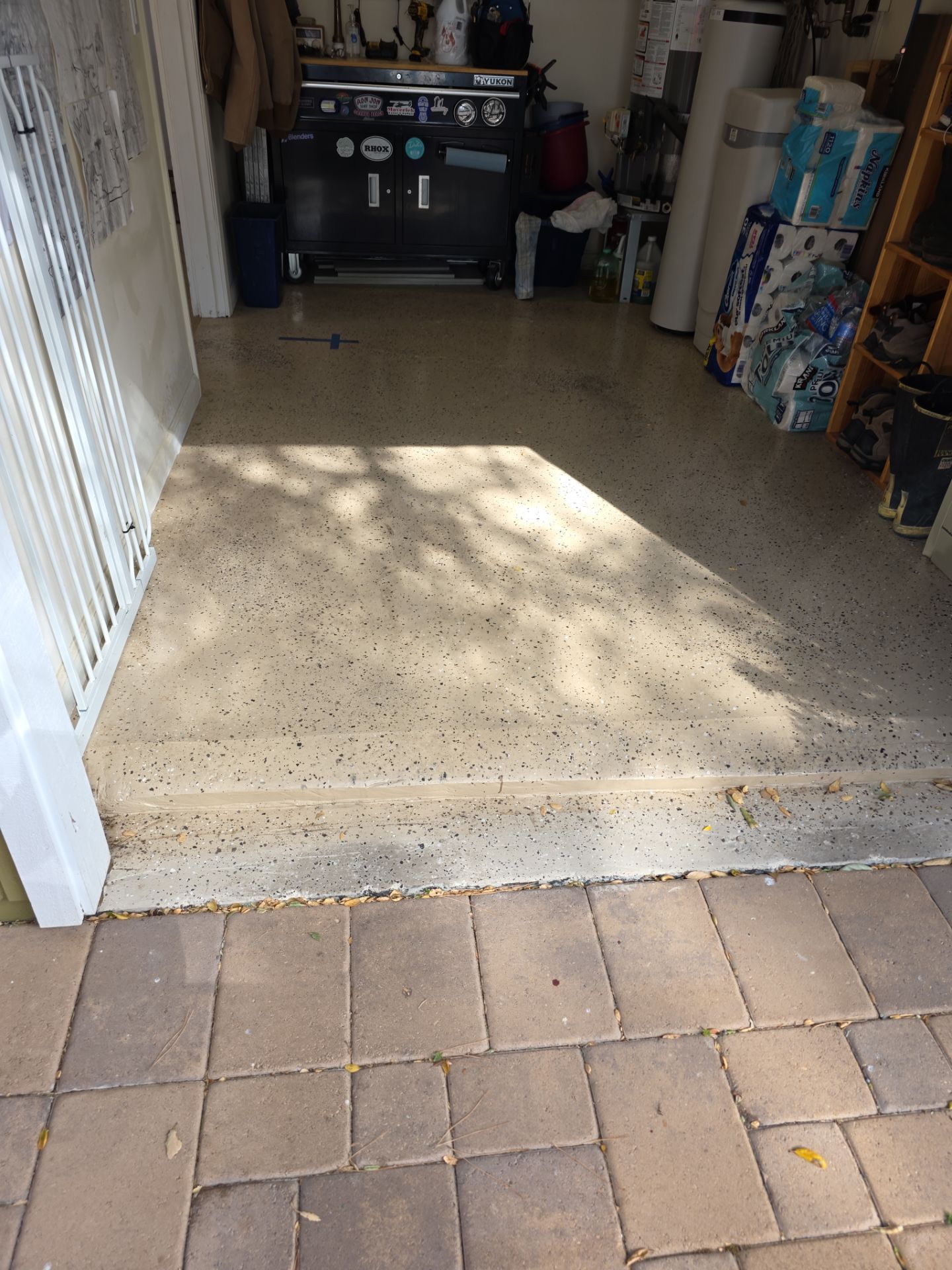 Atascadero Garage Floor Coating with Outback Simiron Decorative Chips by MGP Coatings
