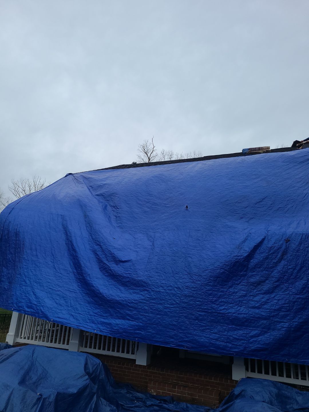 Manassas Landmark Pro Roof in Max Def Charcoal Black by RM Banning, Inc.