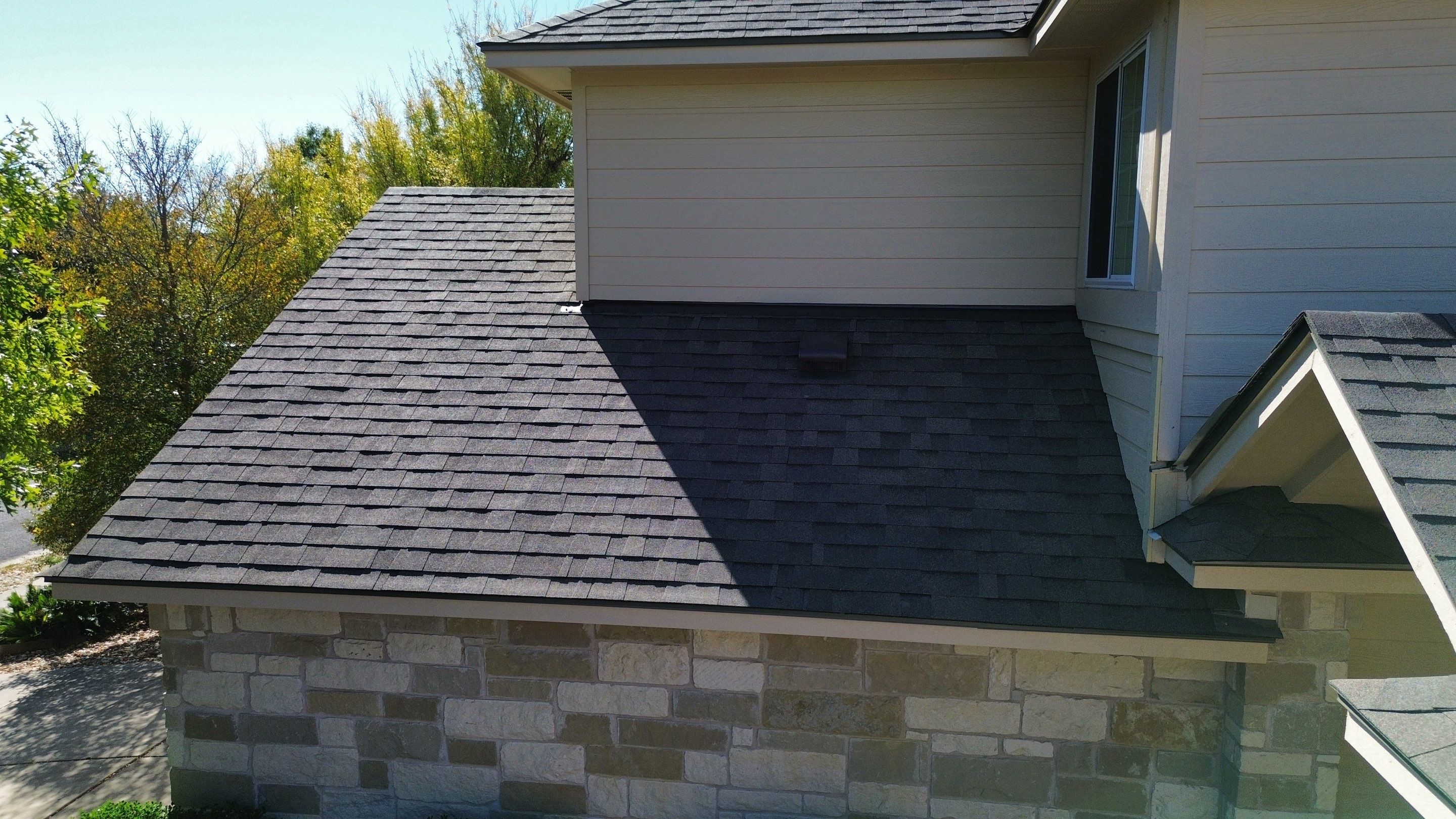 Malarkey Vista AR Weathered Wood Plus | Roof Replacement | Austin, TX by Kstylez Roofing & Construction