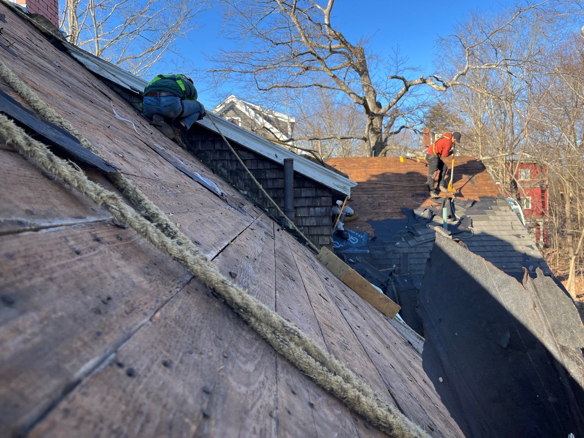 This Roof is a Biggins - Portsmouth, NH - This Beautiful Home Deserved a New Roof by Tall pine roofing