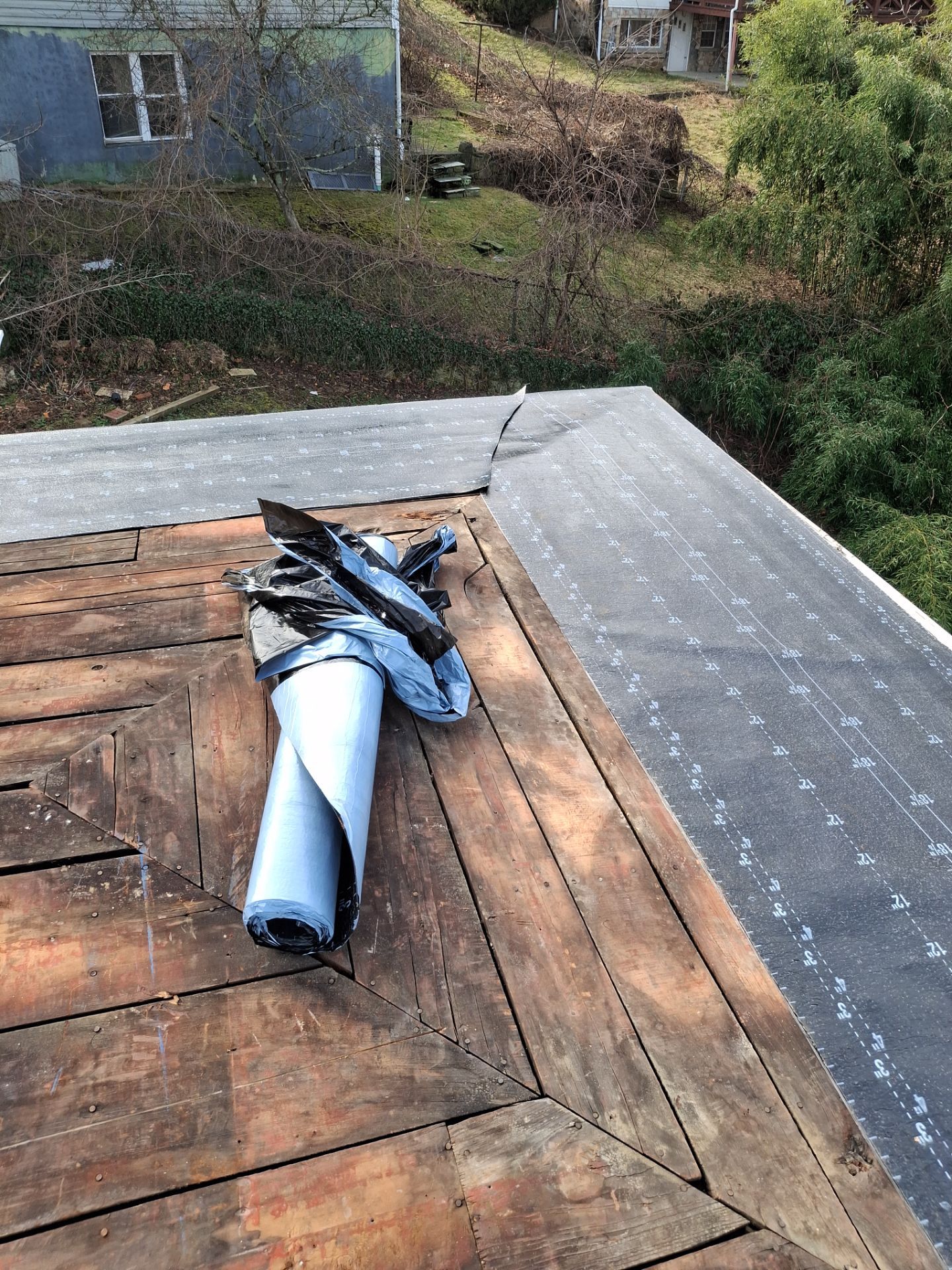 Residential Roofing Installation using GAF TImberline HDZ Hickory by Rainstoppers Roofing