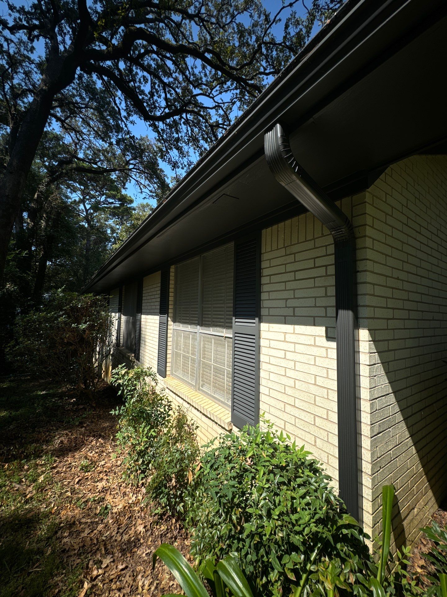 Exterior Repaint Off the Lake in Flint, TX by Quality Coats Painting