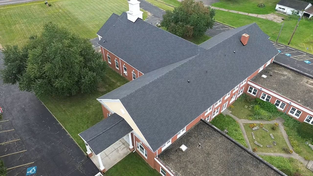 ATLAS PINNACLE COLOR: BLACK PRISTINE by Eagle Eye Roofing