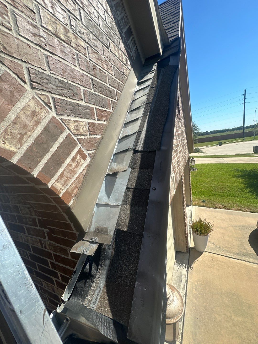Residential Roofing Repair using Owen's Corning Duration (Lifetime) Shingles by Roof Repair Company