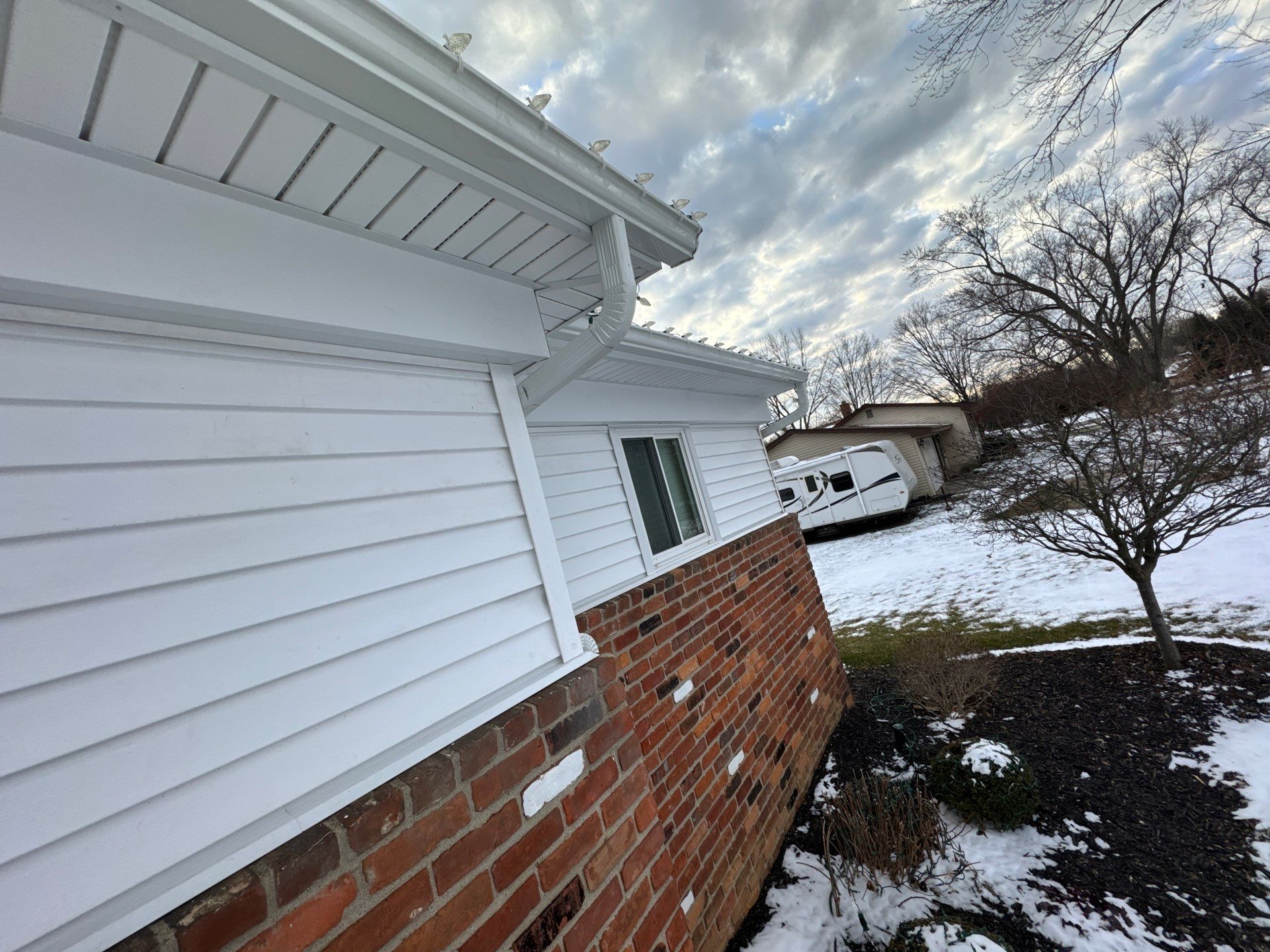 Roof Replacement using CertainTeed Landmark Pro by 180 Contractors
