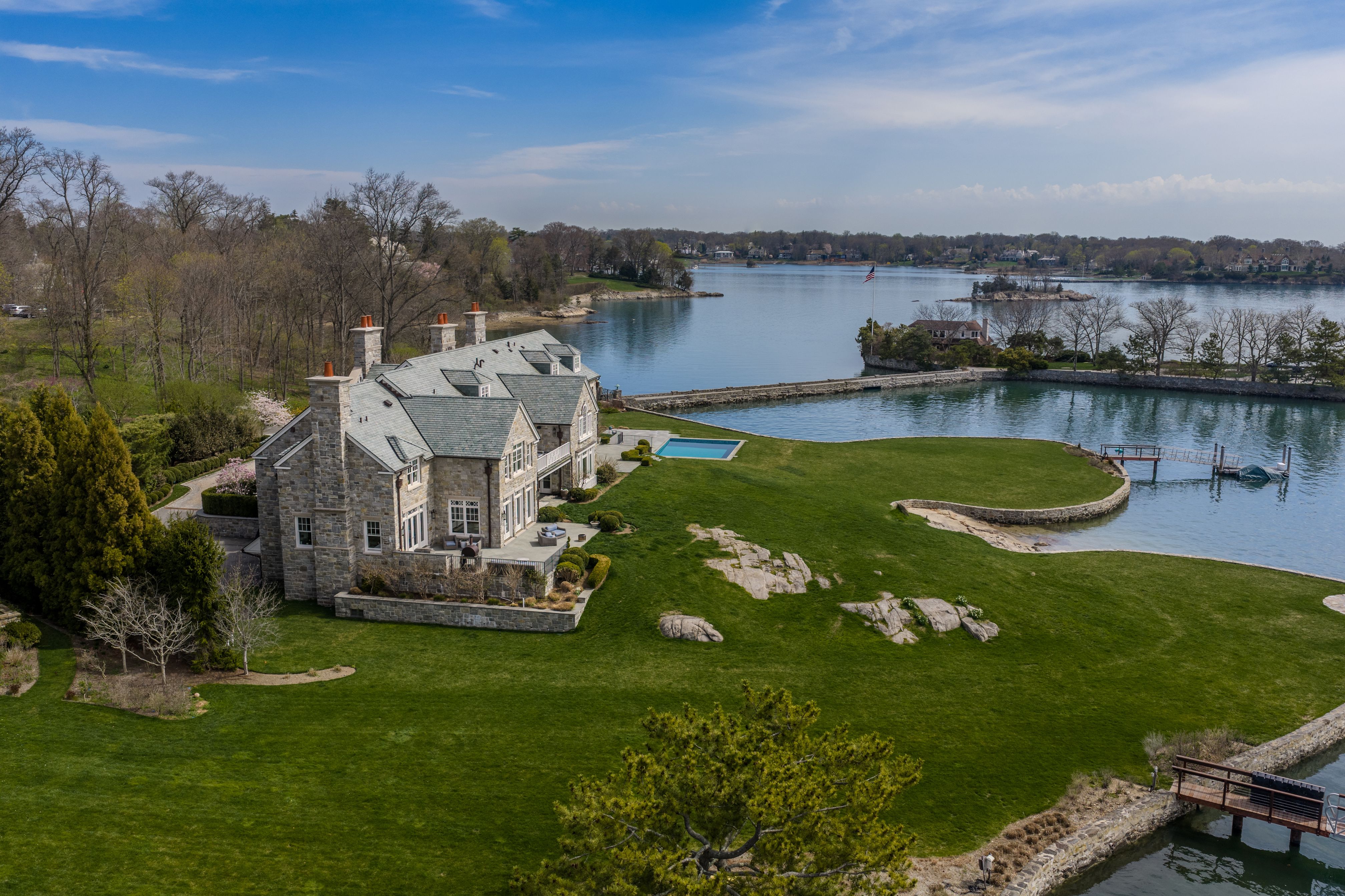 Greenwich - Indian Field Road - Private Residence  by Rinaldi Brothers