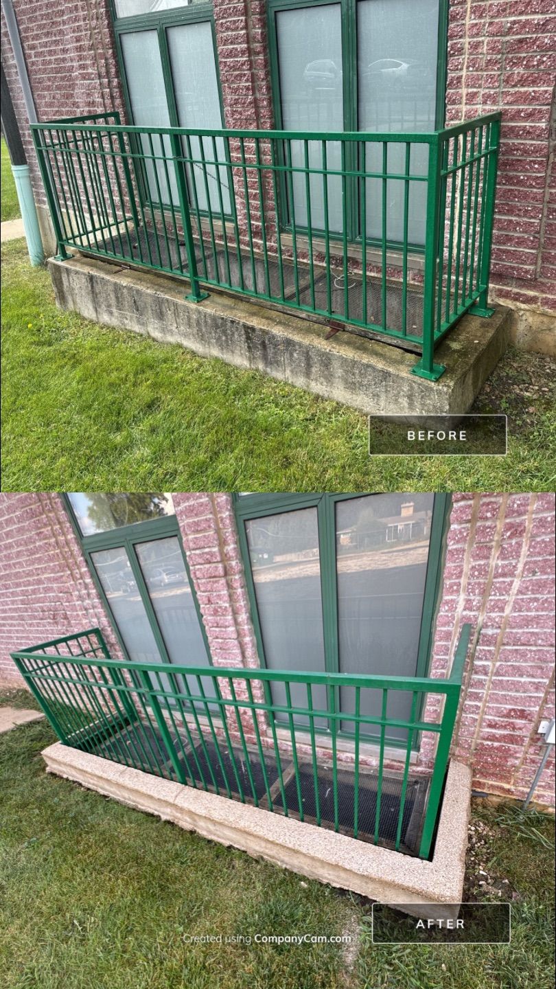 Commercial Exterior Building Wash  by Simmons Power & Soft Washing