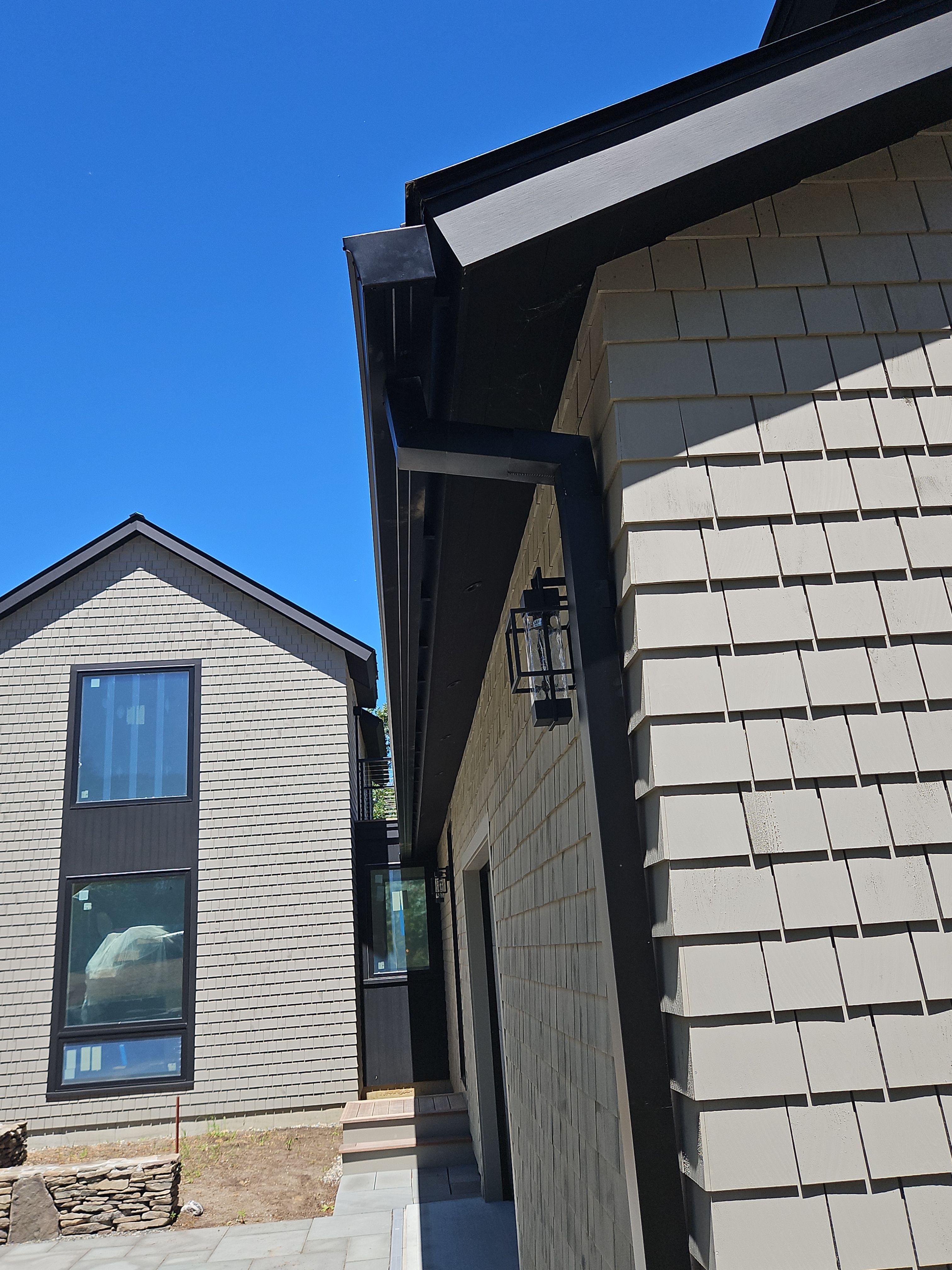 Gutter Installation using 6" Box Style Aluminum Gutter by Gutter Pro Enterprises