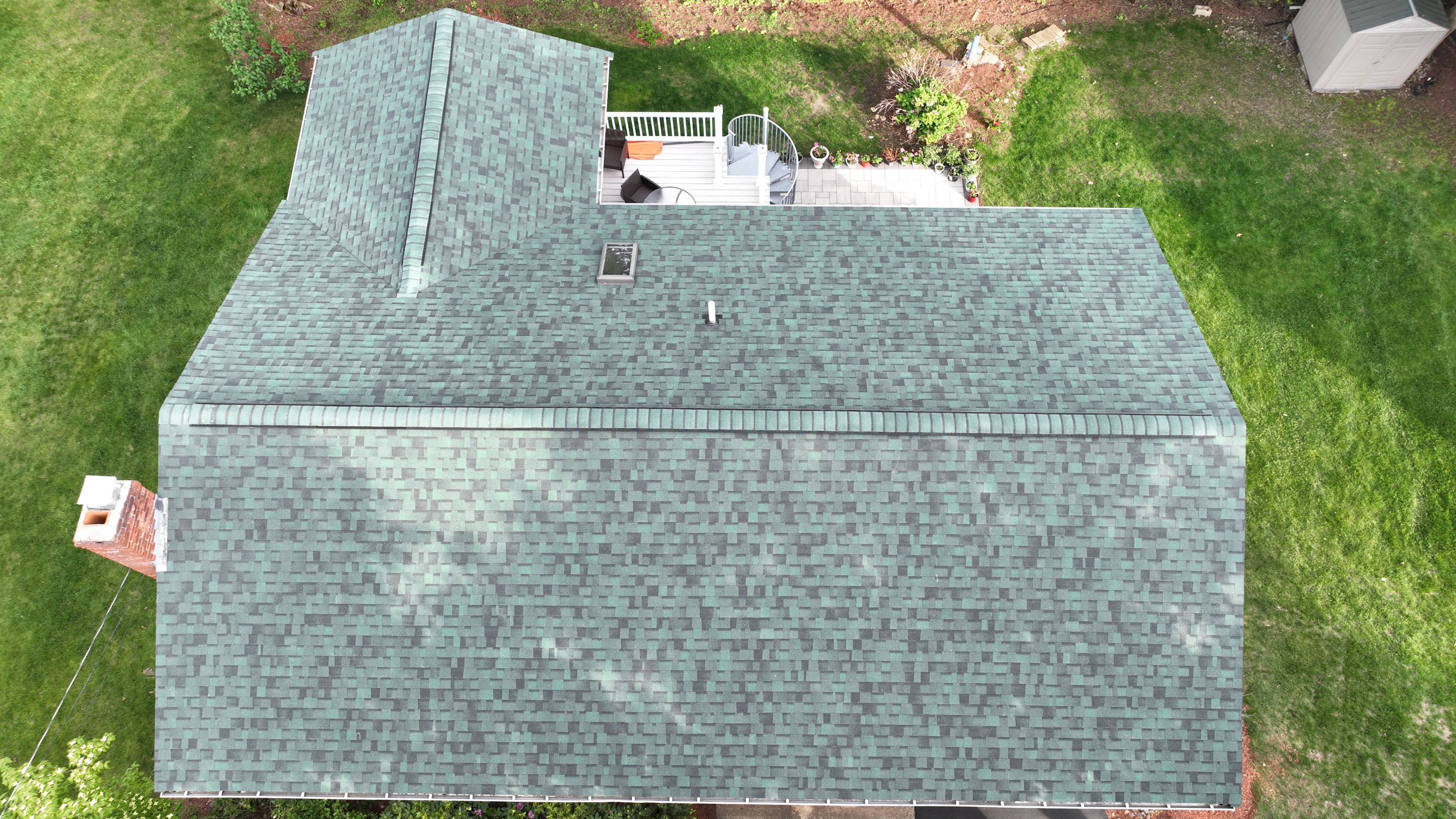 Full Roof Replacement in Saugus, MA – Owens Corning Duration, Chateau Green by JOHNNYS PRO