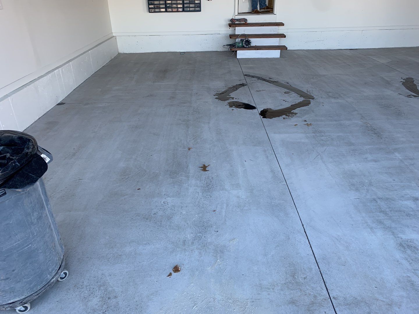 Garage using Domino  by Select Painting, Coatings & Garage Cabinets