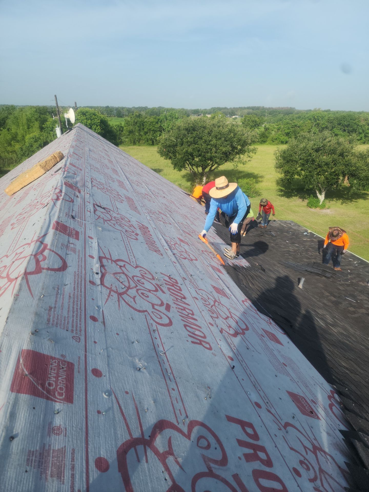 Residential Roofing Installation using Owen's Corning Duration (Lifetime) Shingles by Roof Repair Company