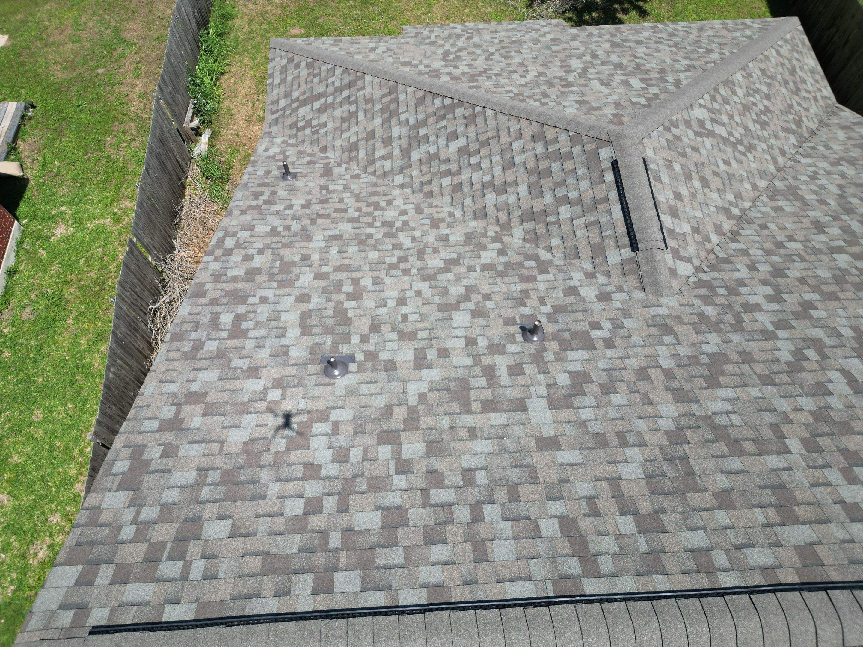 Driftwood - Owens Corning TruDefinition Duration by RoofsOnly.com