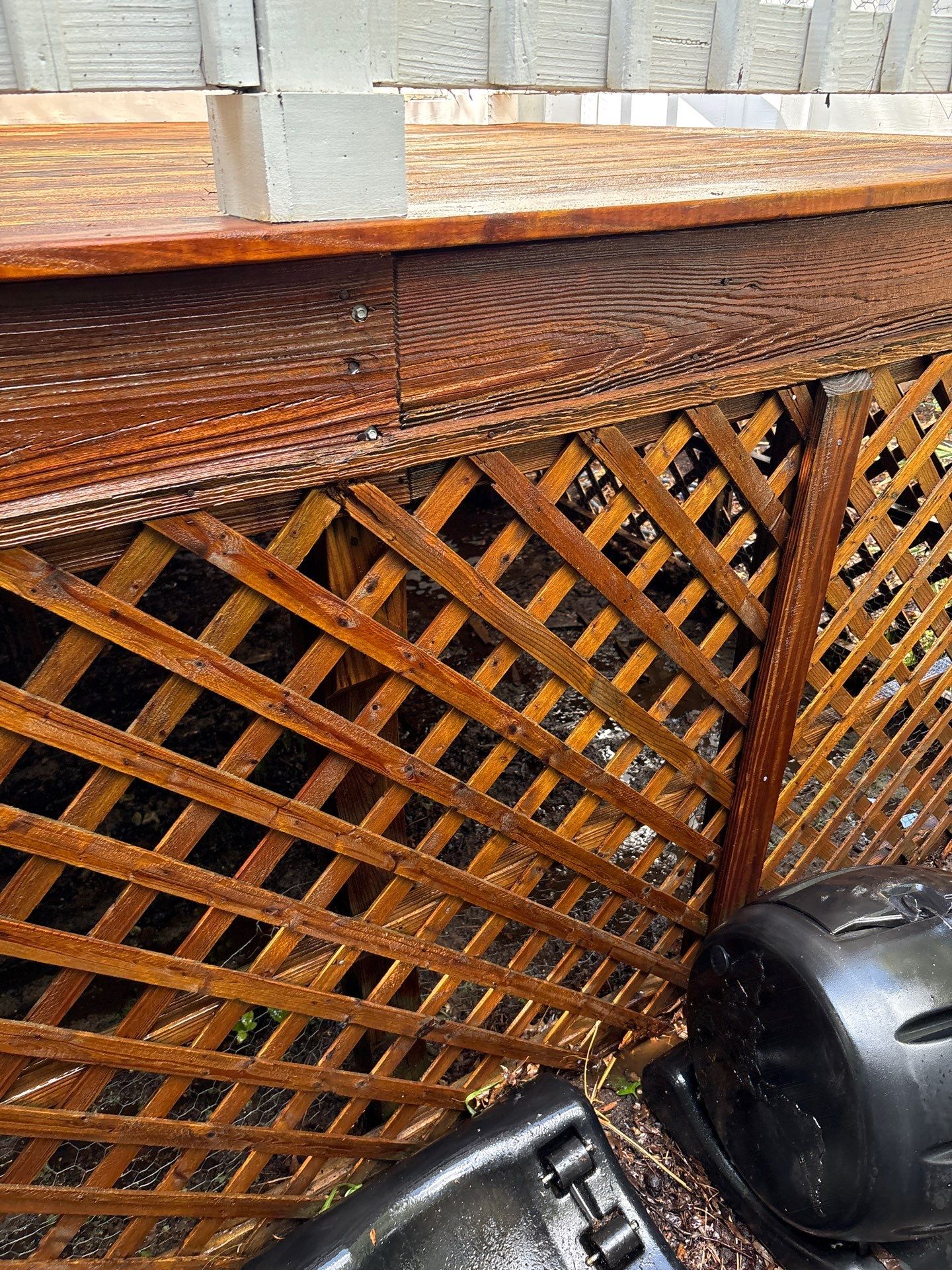 Wood Deck using Wood Sealant by DuraSeal
