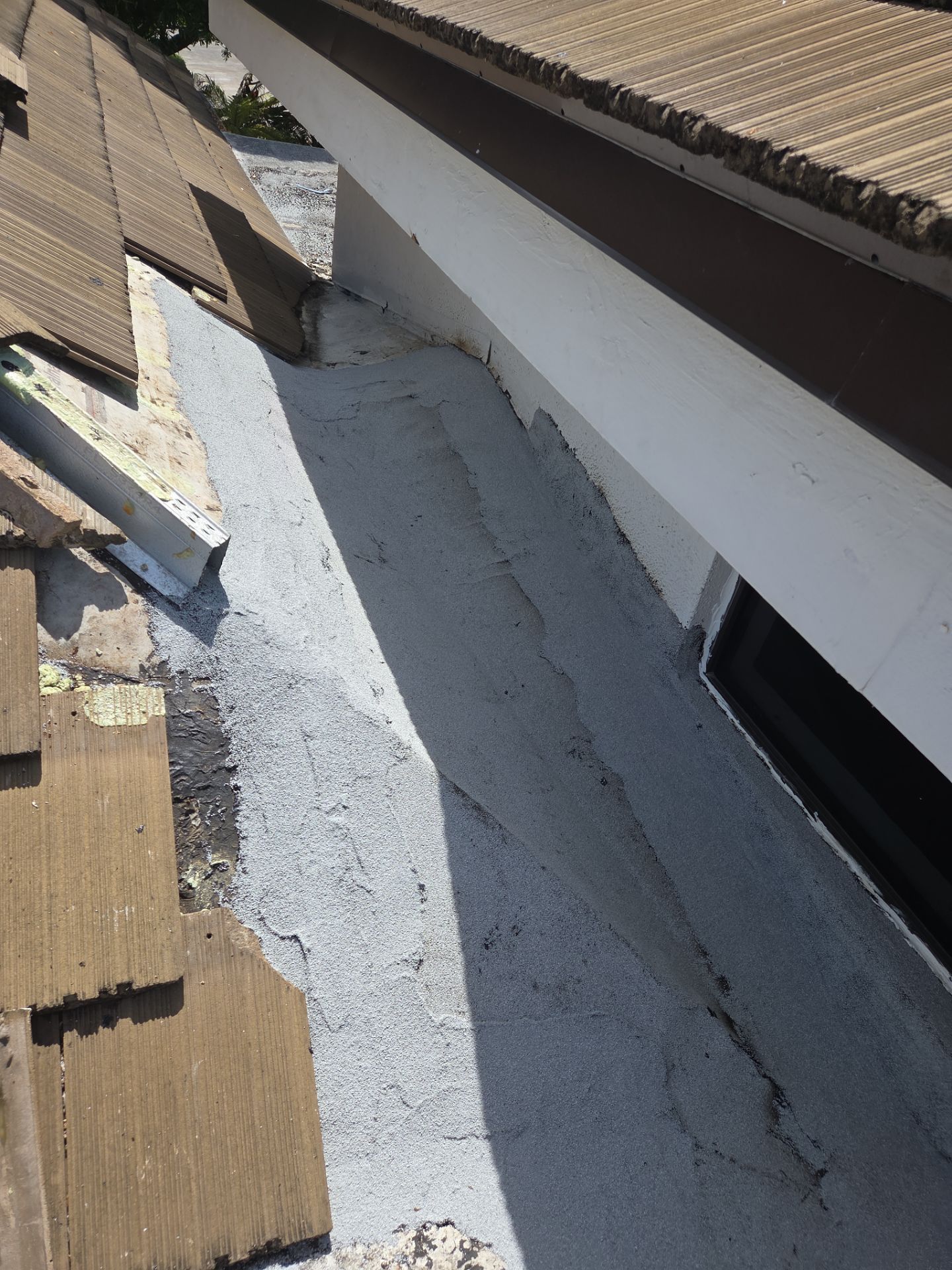 Flat Roof Restoration and Silicone Coating in Boca Raton by Aastro Roofing