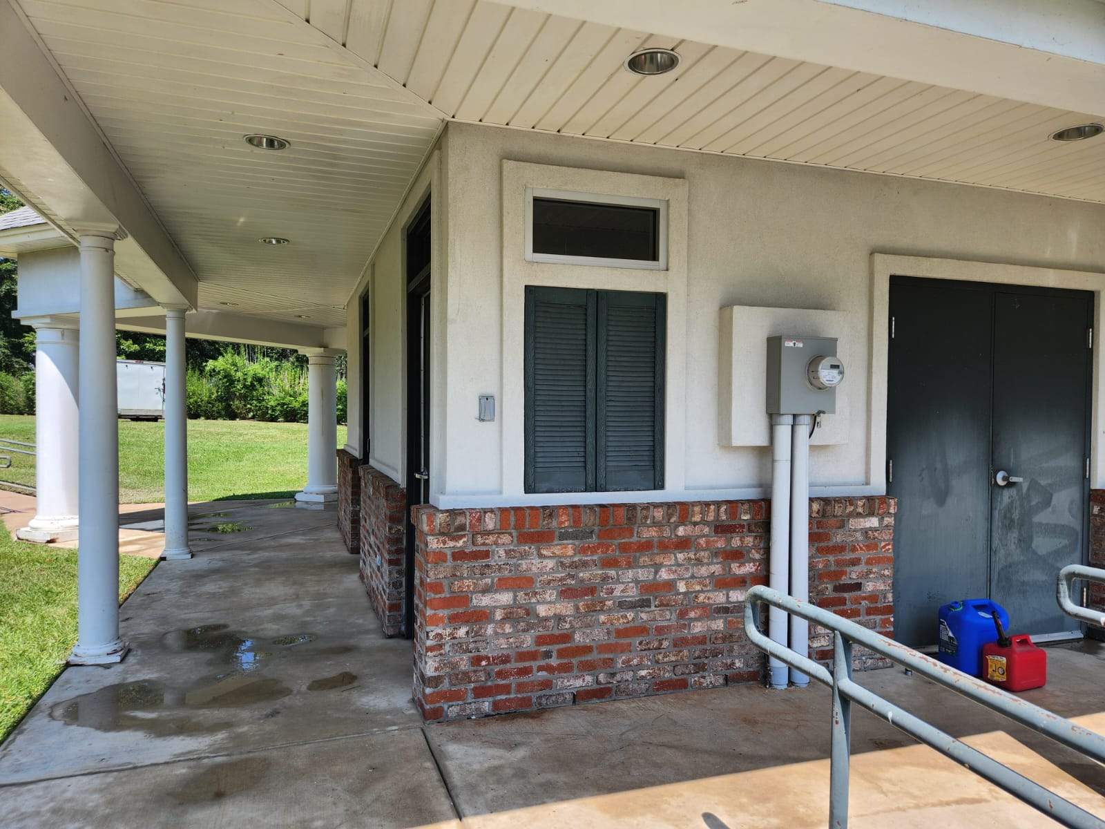 ULM SKI DOCK WASH by College Bros Outdoor services