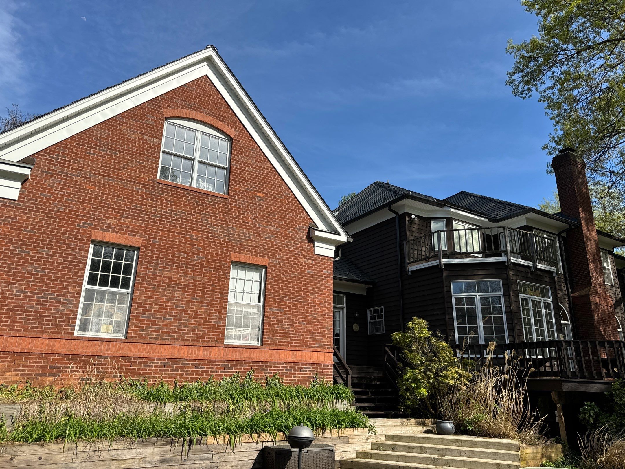 Clifton Multi-Trade Restoration: DaVinci Single Width Slate in Slate Black by RM Banning, Inc.