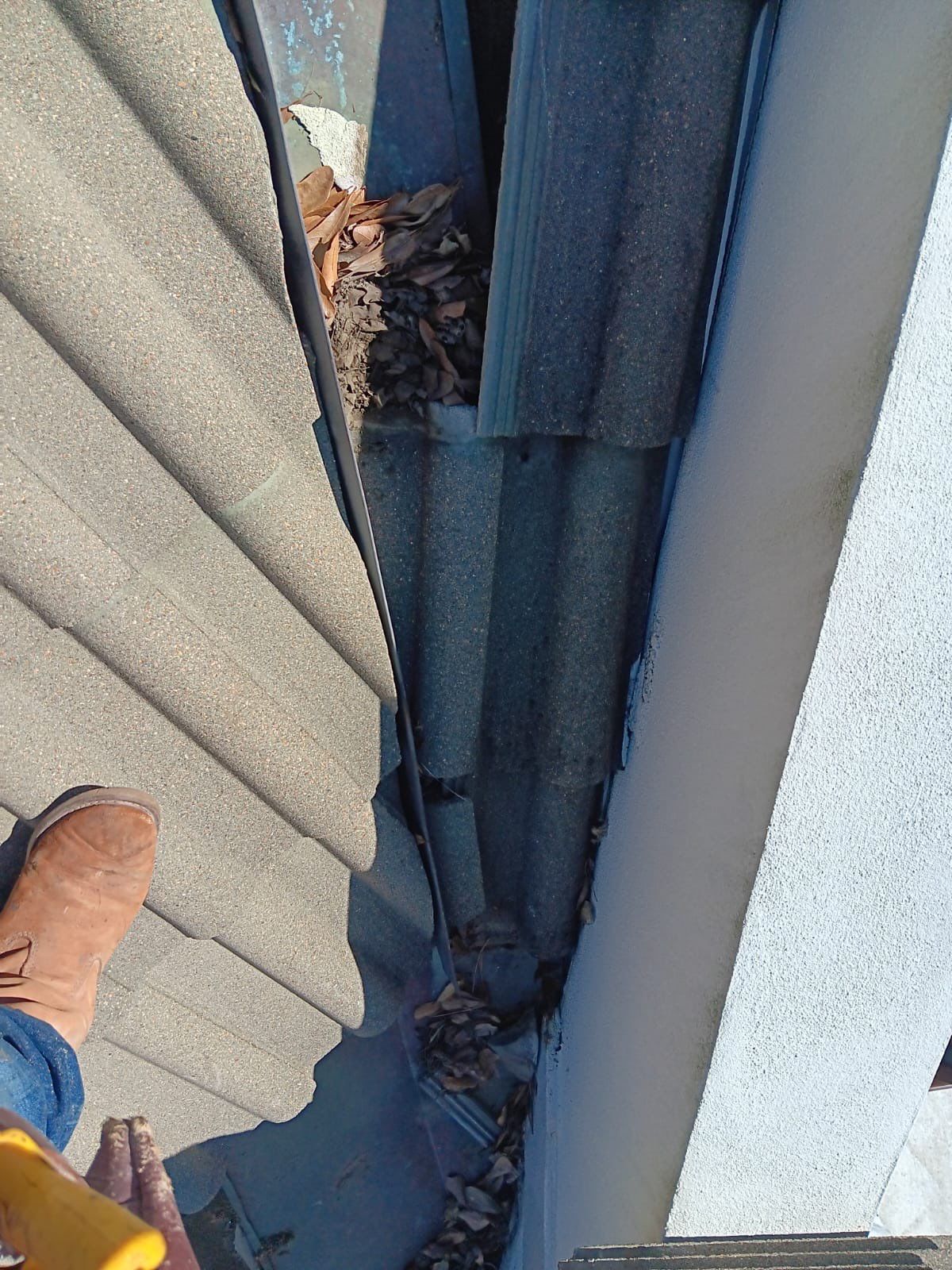Tile Roof Repair by Roof Repair Company
