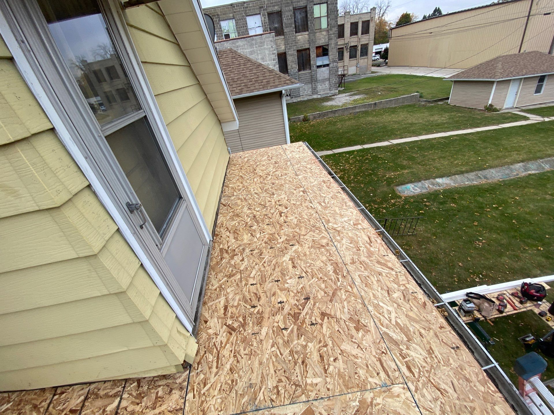 Flat Roof Porch with 60mil EPDM Rubber by Gellings Roofing & Siding