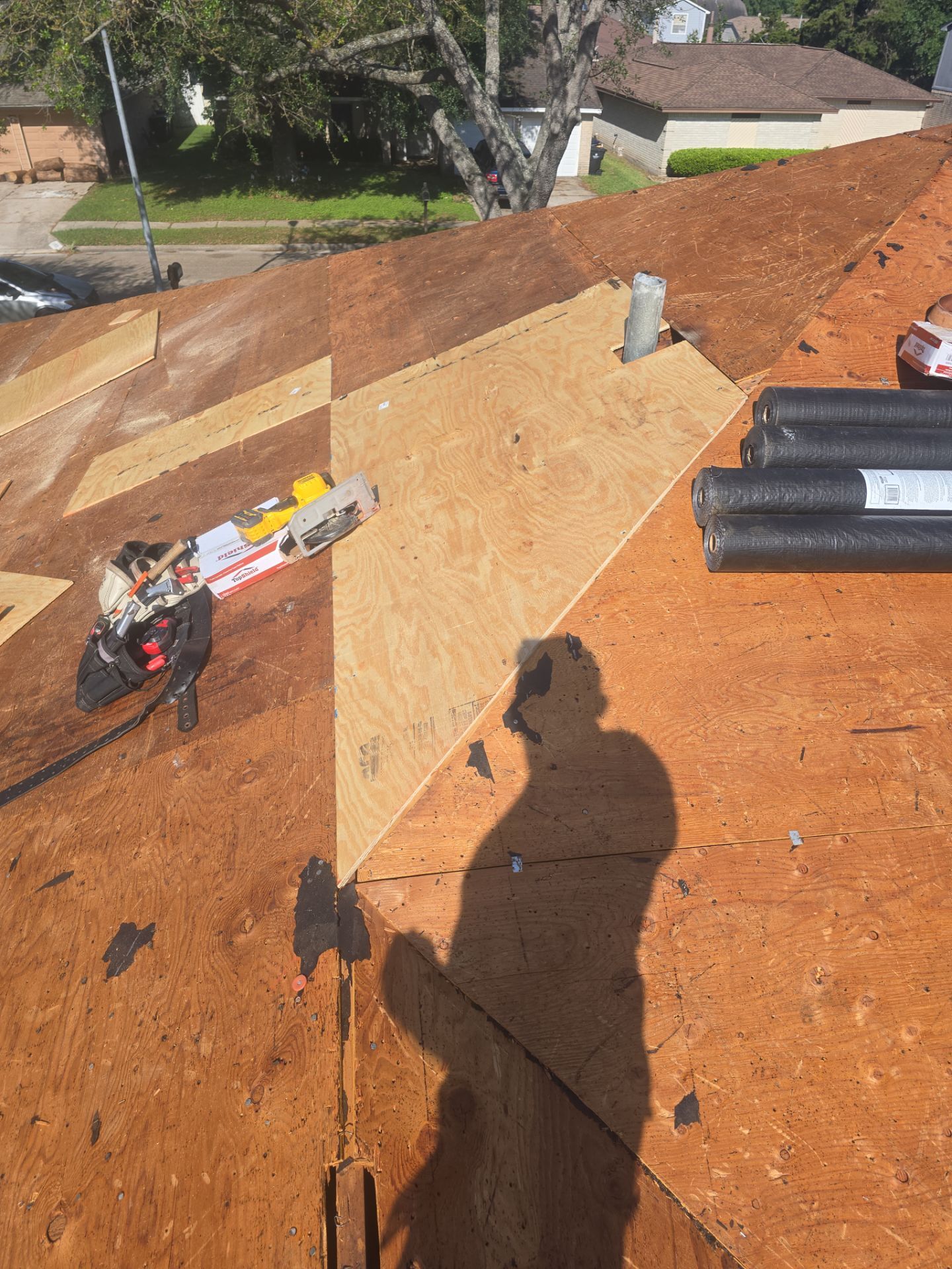 Roof Replacement Houston by Roof Repair Company