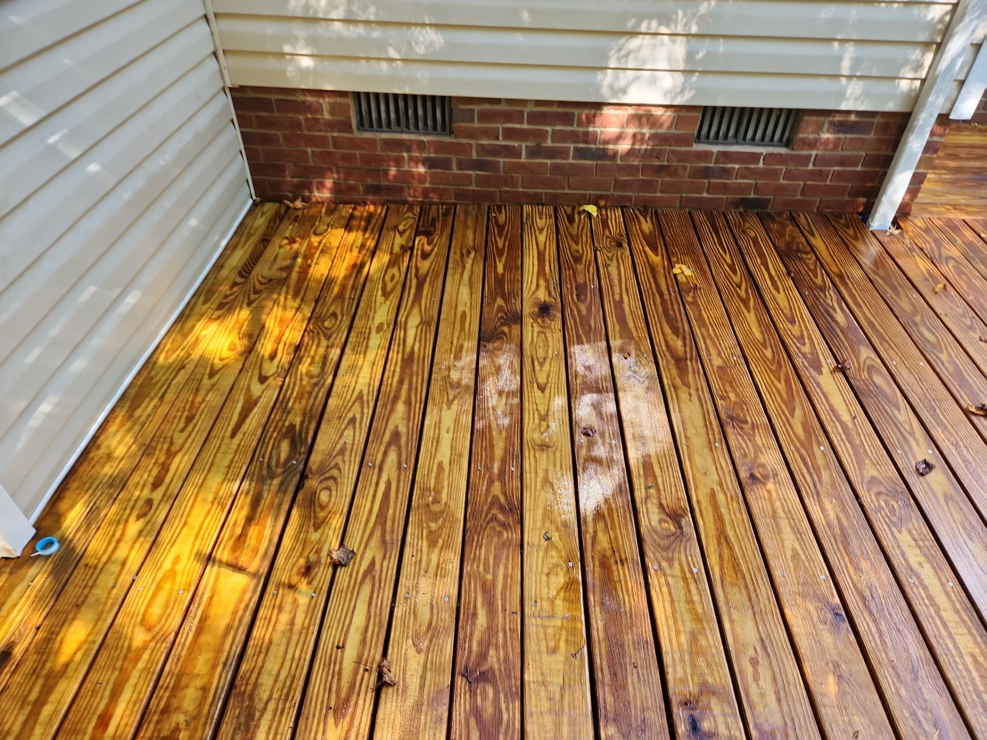 Deck using Wood Sealant by DuraSeal