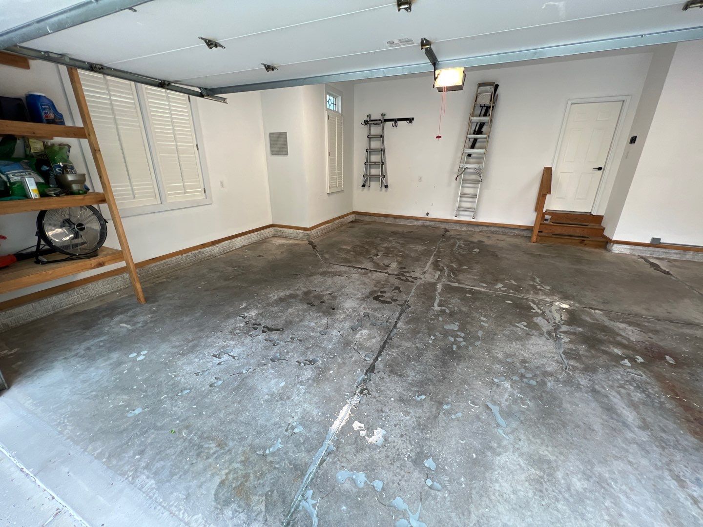 Garage Epoxy flooring  by Cutting edge painting 