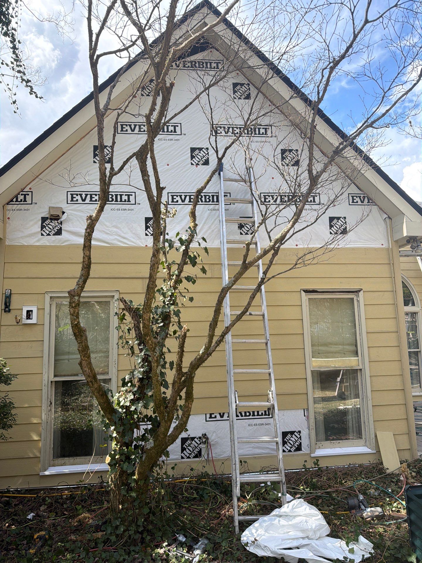 Alpharetta, GA Siding Installation, Rotted Wood Replacement, and Exterior Paint using James Hardie HZ10 Siding and Sherwin Williams Paint by Nelson Exteriors 