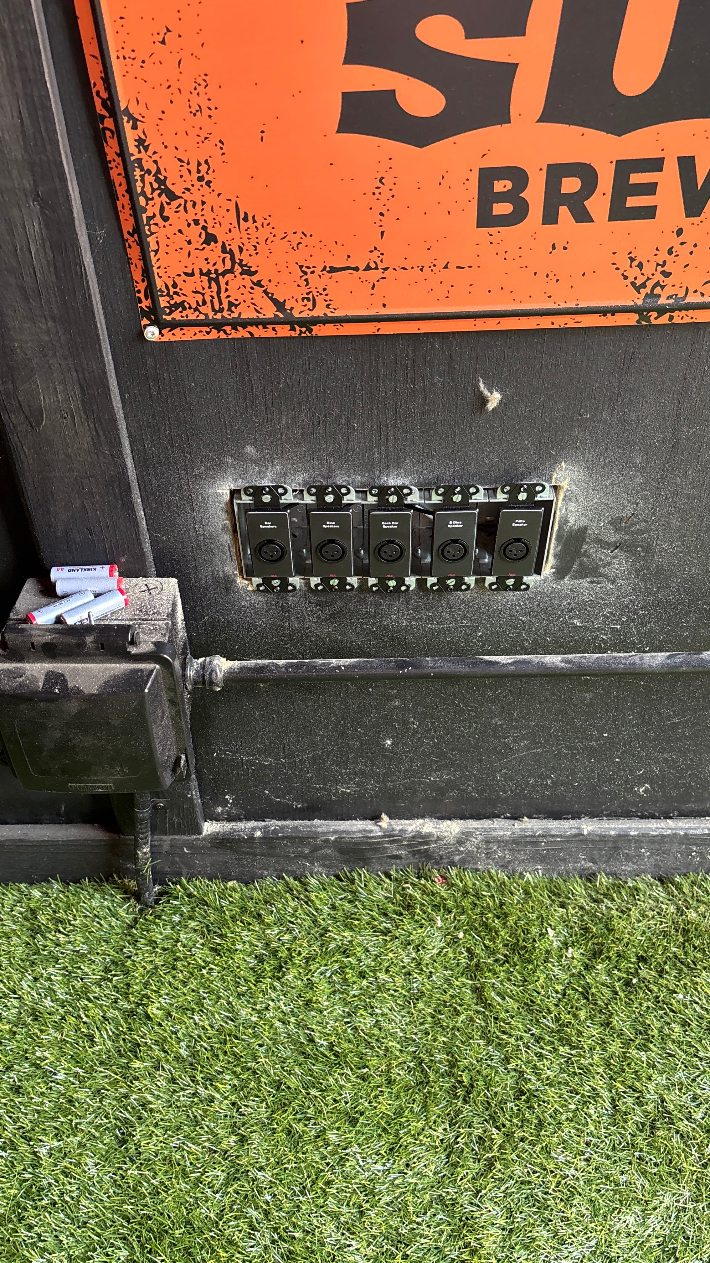 Live Audio Background Audio install by AVSi