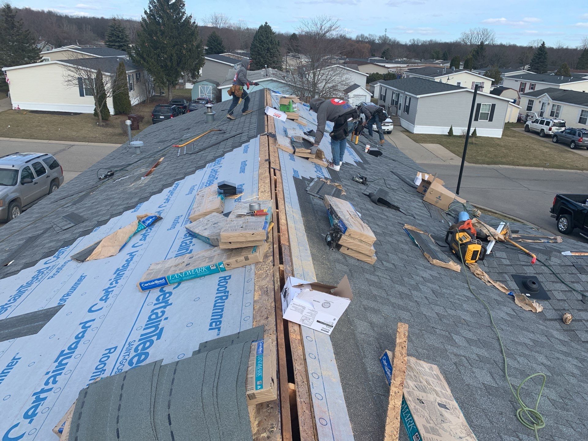 Roof Replacement using CertainTeed Landmark by 180 Contractors