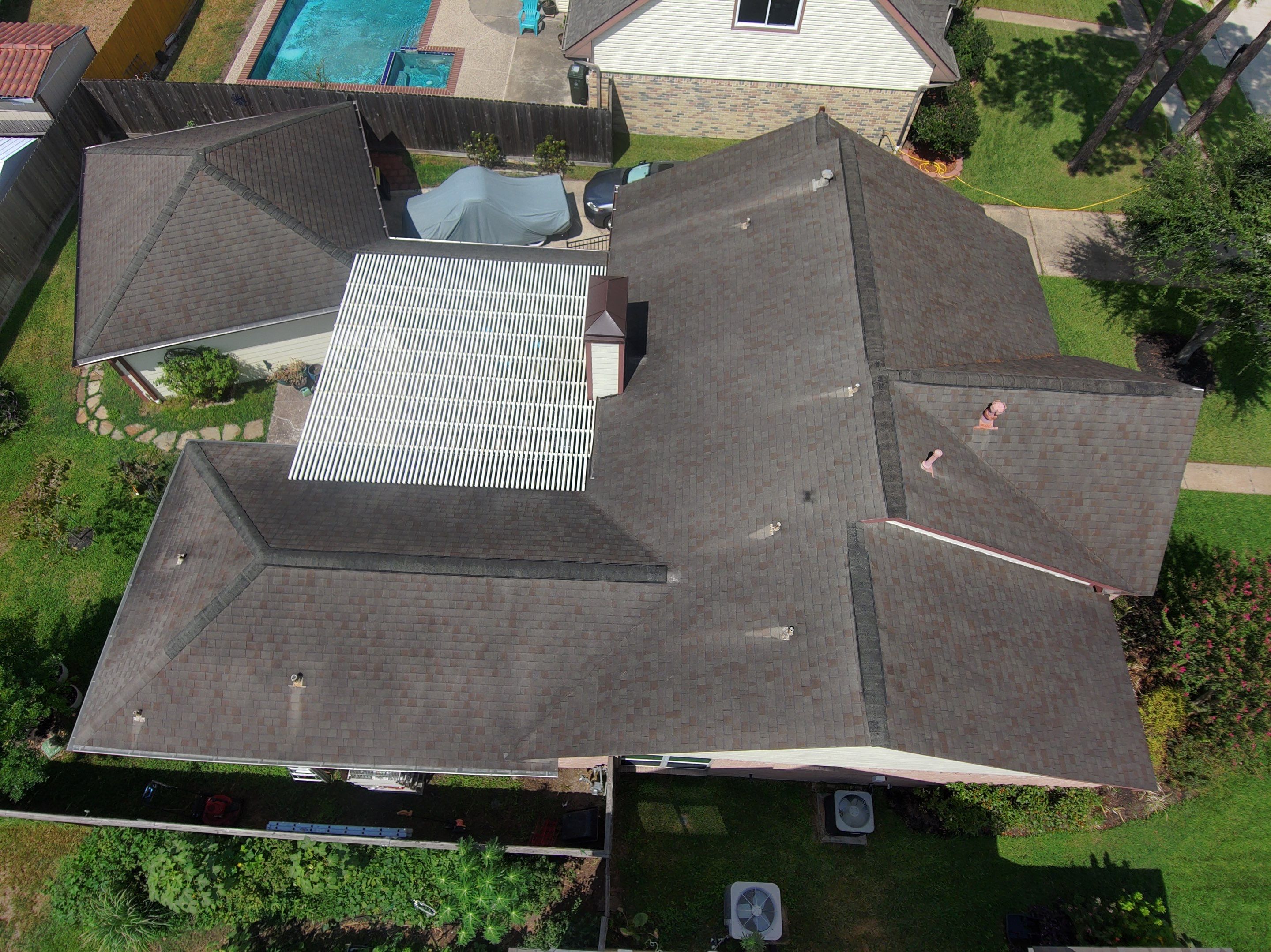 Residential Roofing Installation using Owen's Corning Duration (Lifetime) Shingles by Roof Repair Company