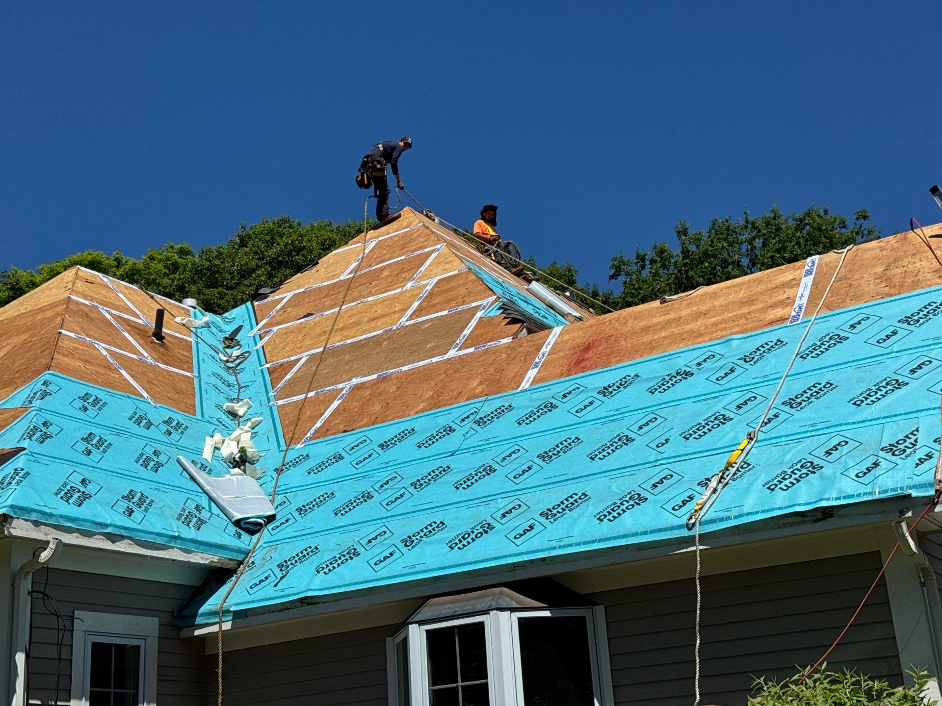 DiGIorgi installs a brand new roof in New Hartford by DiGiorgi Roofing and Siding Inc
