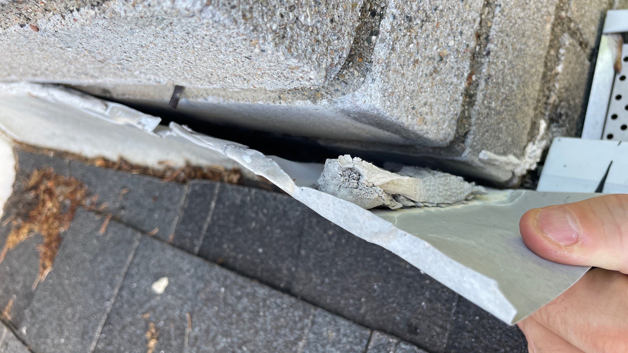 Roof Replacement using Owens Corning Williamsburg Grey by 180 Contractors