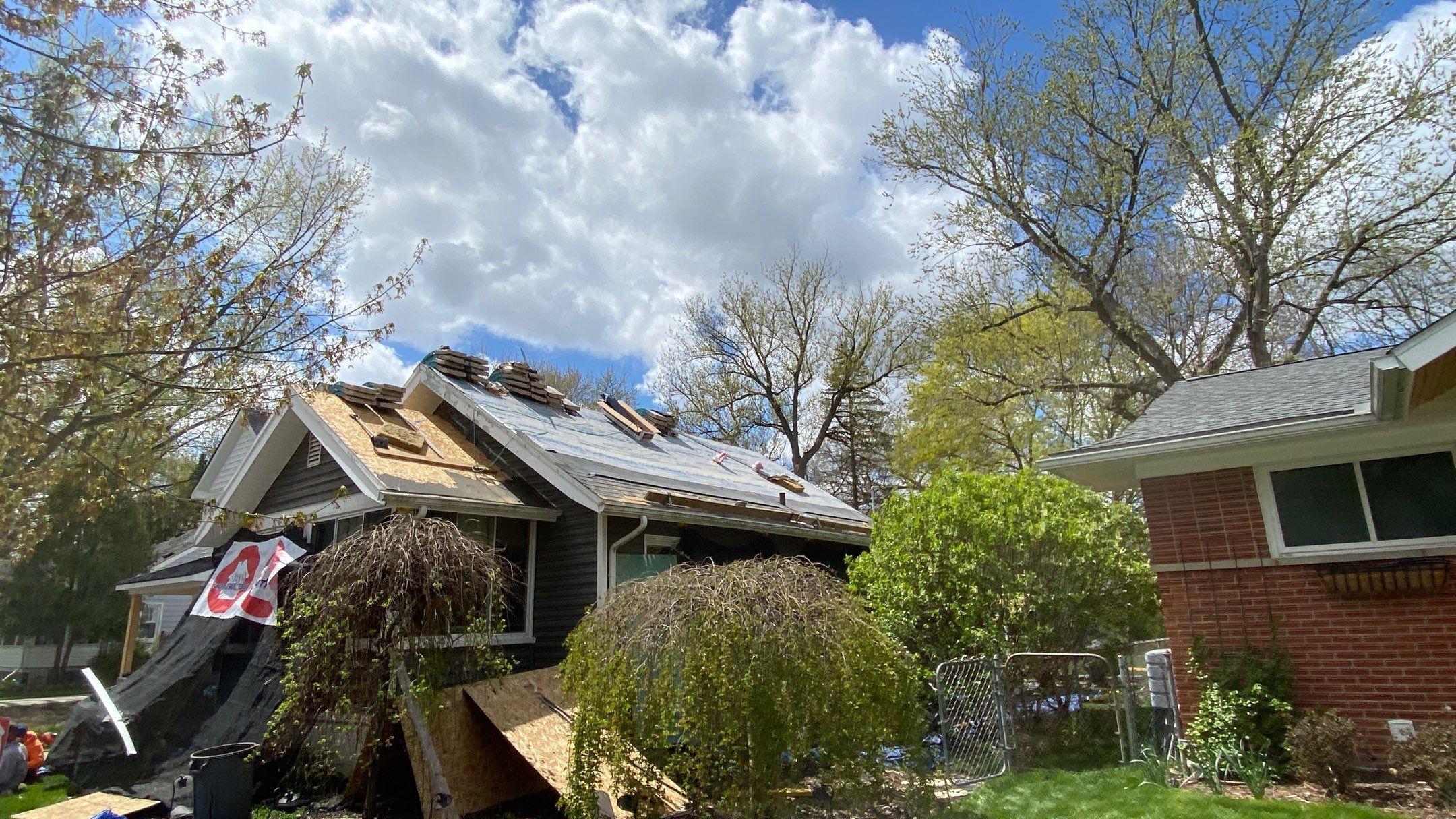 Roof Replacement using CertainTeed Landmark by 180 Contractors