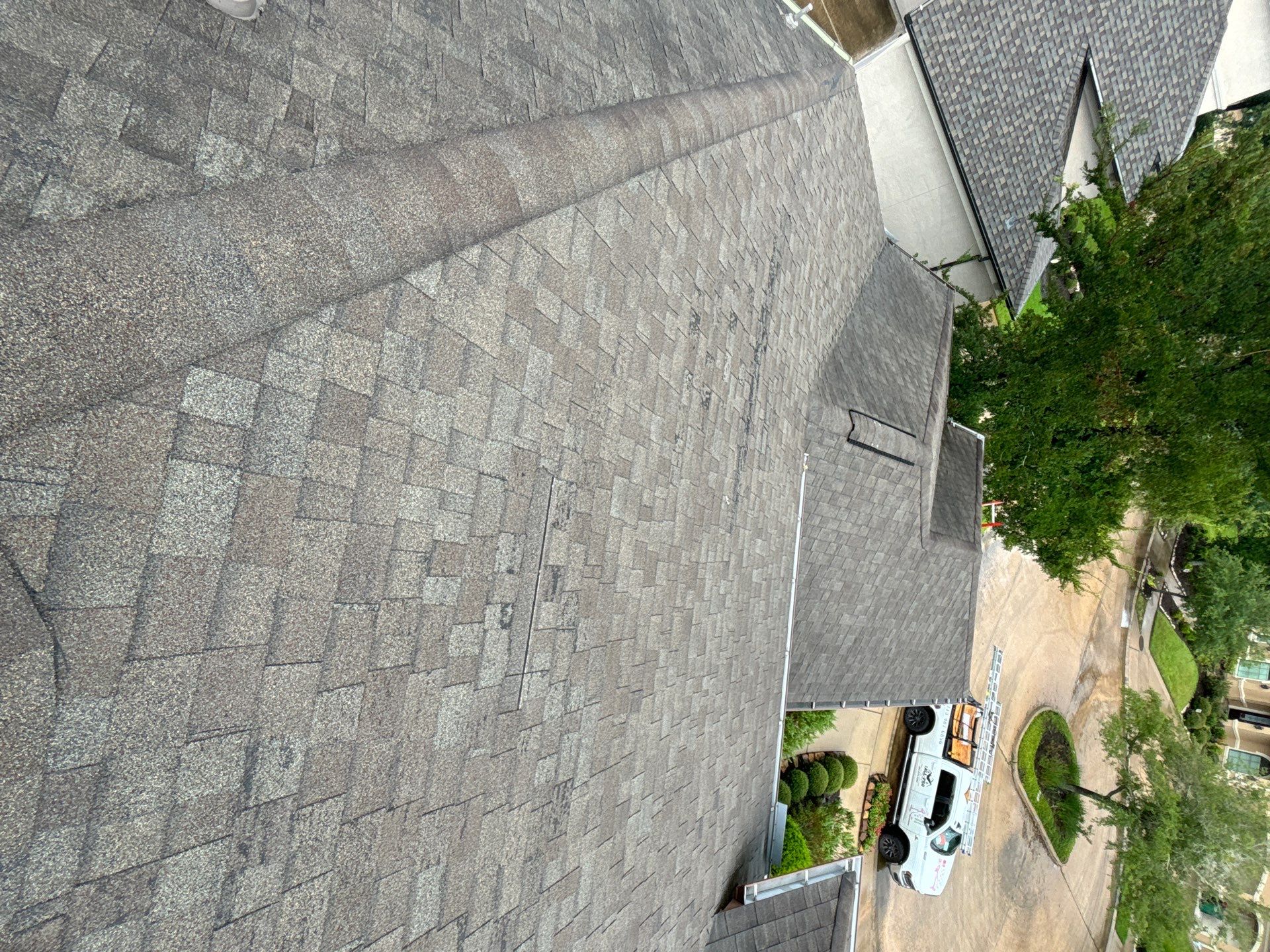 Residential Roofing Installation using Owen's Corning Duration (Lifetime) Shingles by Roof Repair Company