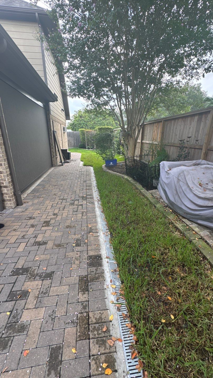 📸 Linda & Dave Showcase: Backyard & Side Yard Renovation by Texas Urban Elements