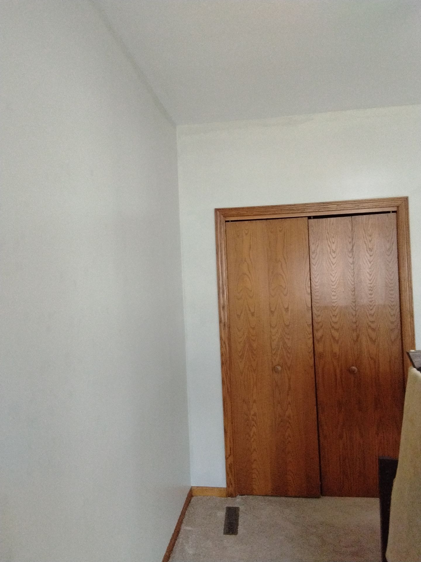Interior Painting of walls and ceilings by Midwest Paint LLC