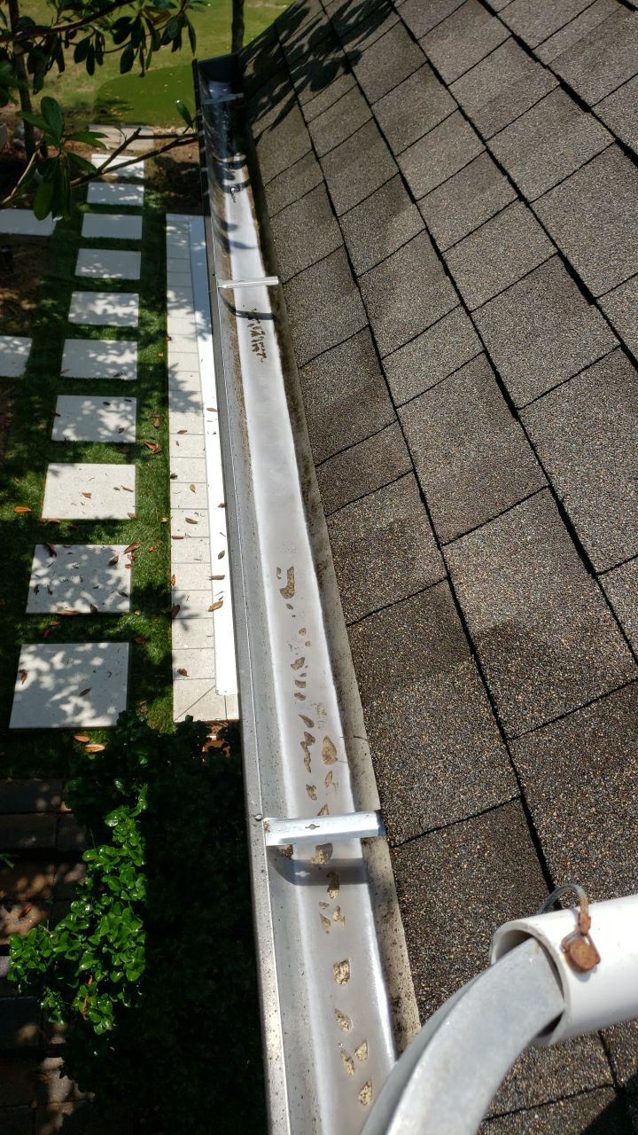 House Wash using cleaner by Power Wash Masters LLC