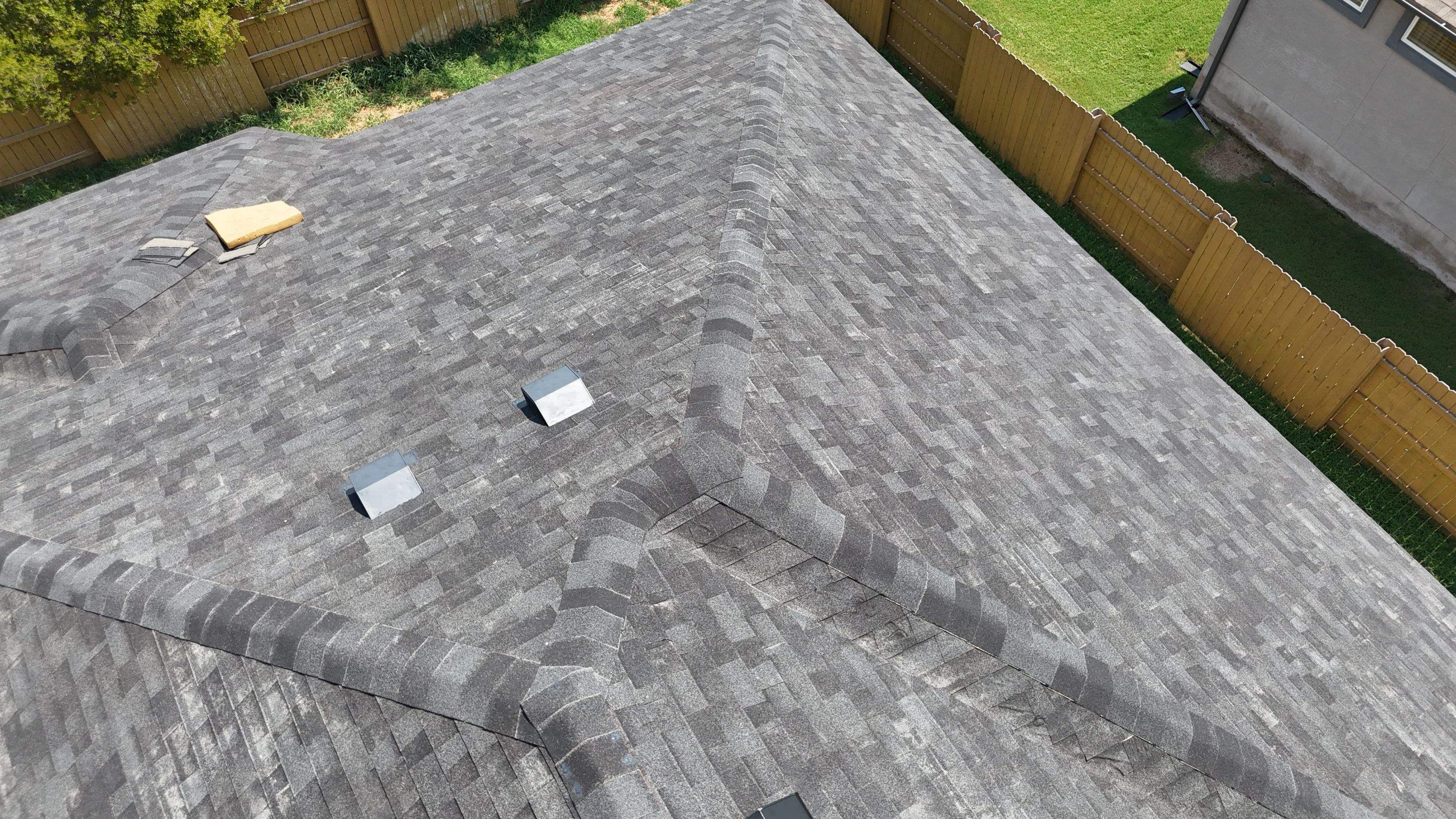 Brilliant Black - Malarkey Vista by RoofsOnly.com