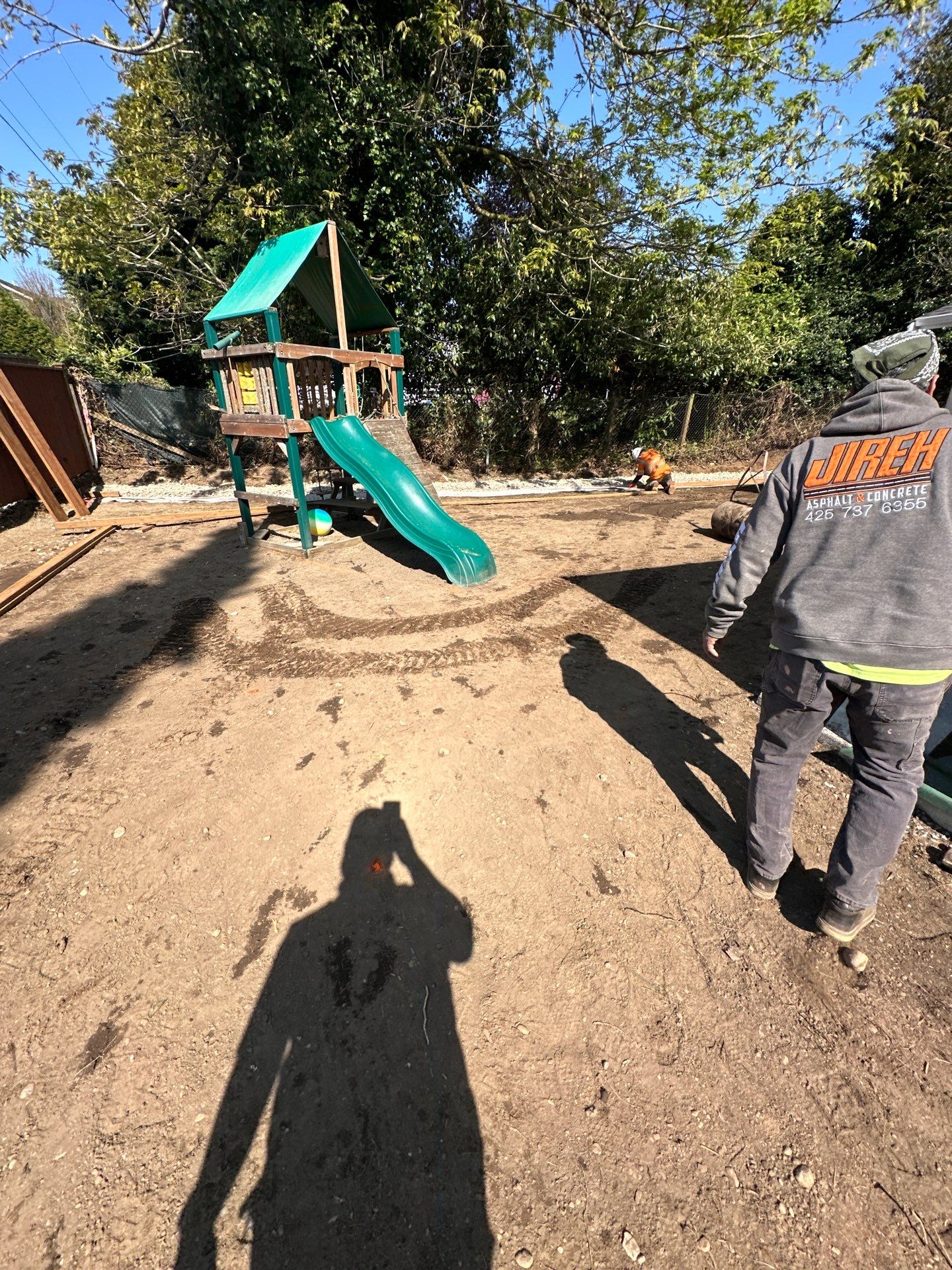 Backyard Renovation | Lynnwood  by Jireh Asphalt & Concrete Inc 