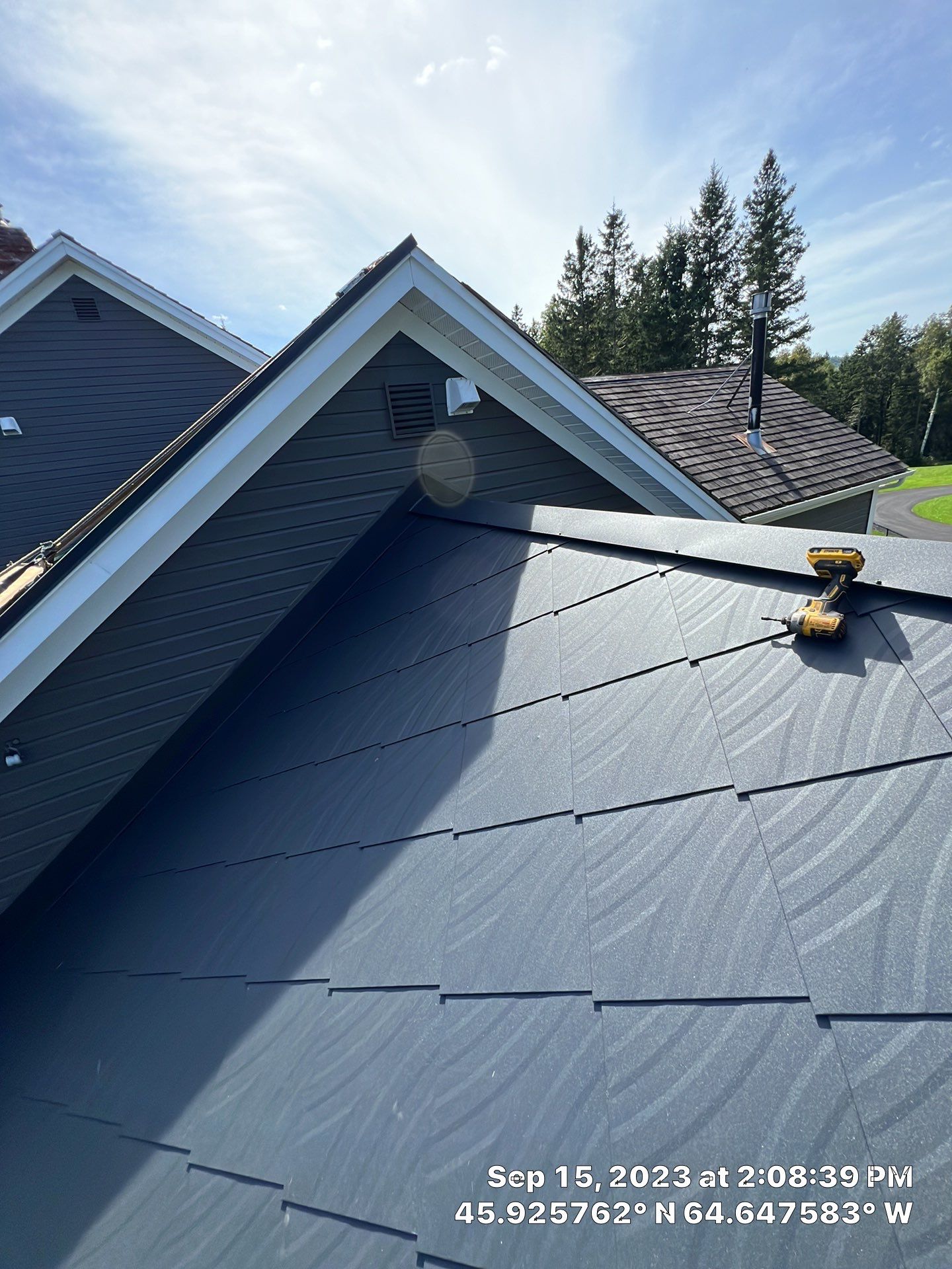 New Diamond Metal Roof by Bobby Built