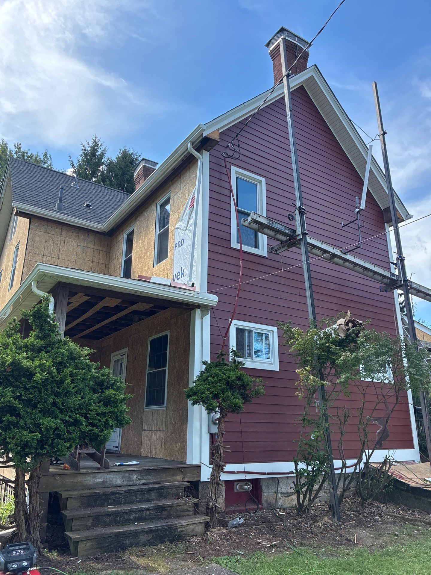 Full House Siding Renovation and Exterior Repairs in Valencia, Pennsylvania by Ideal Siding Pittsburgh