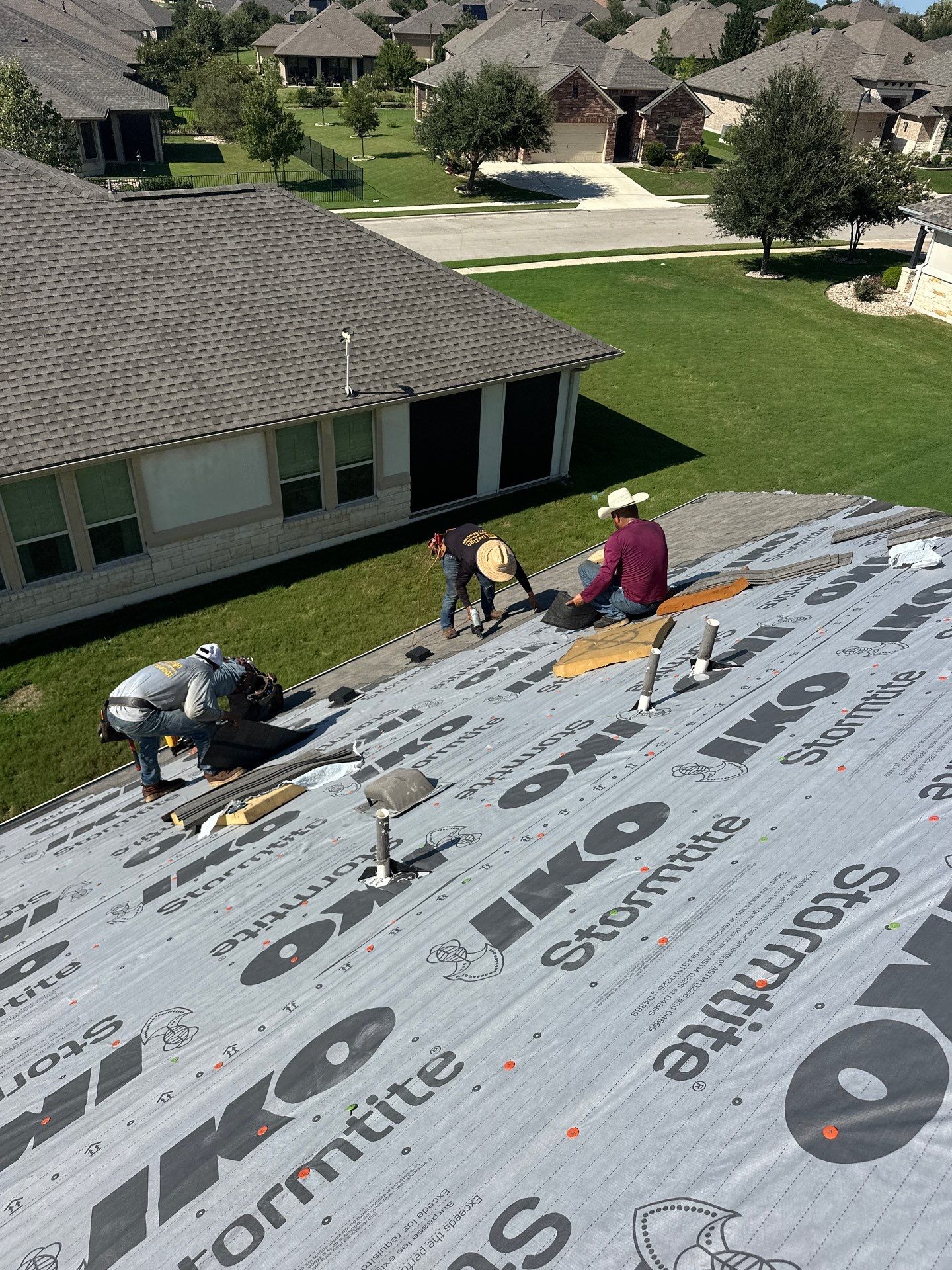 IKO Cambridge Weathered Wood by DeZign Roofing & Exteriors