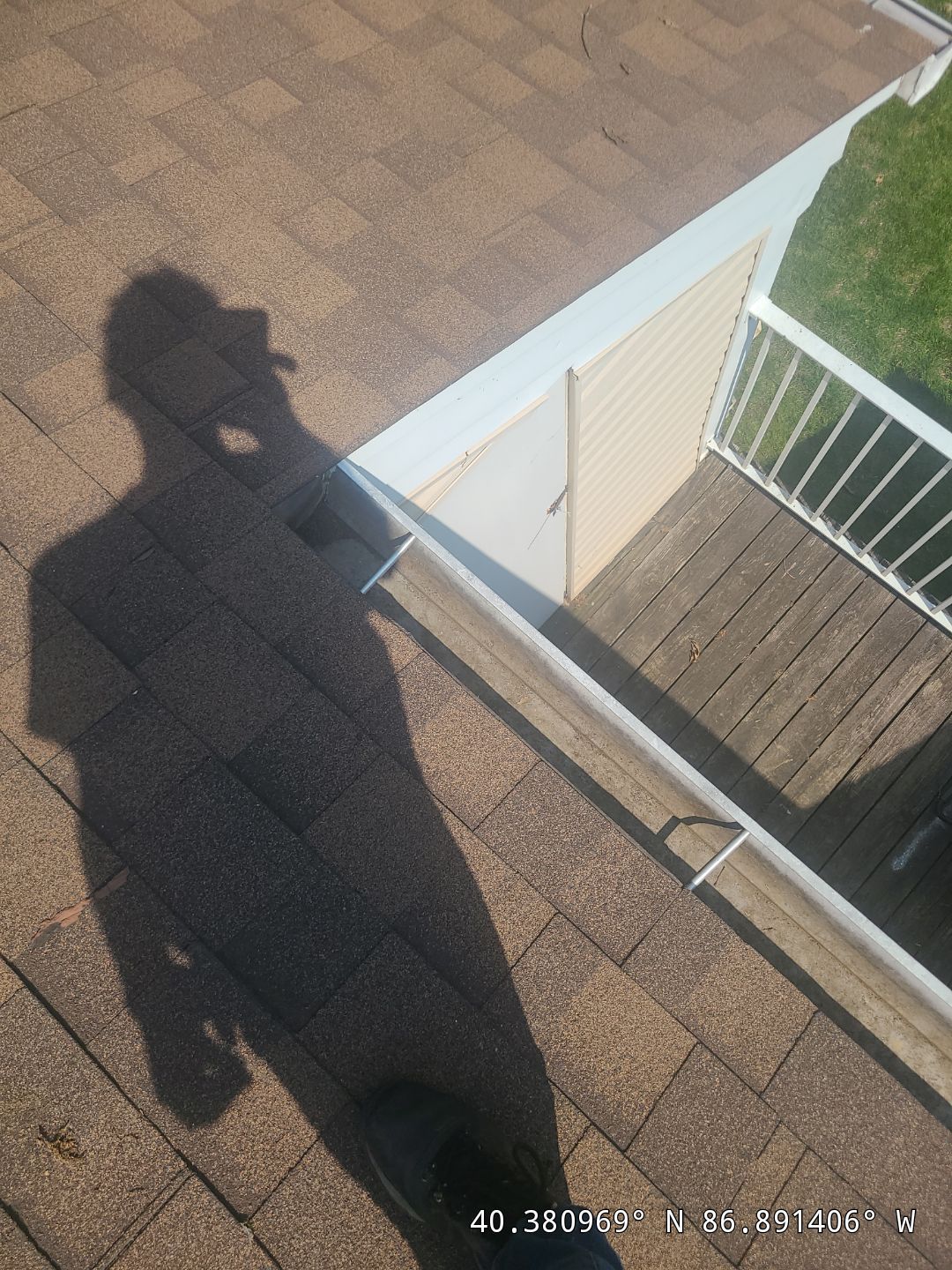 HOA gutter cleaning after photo.